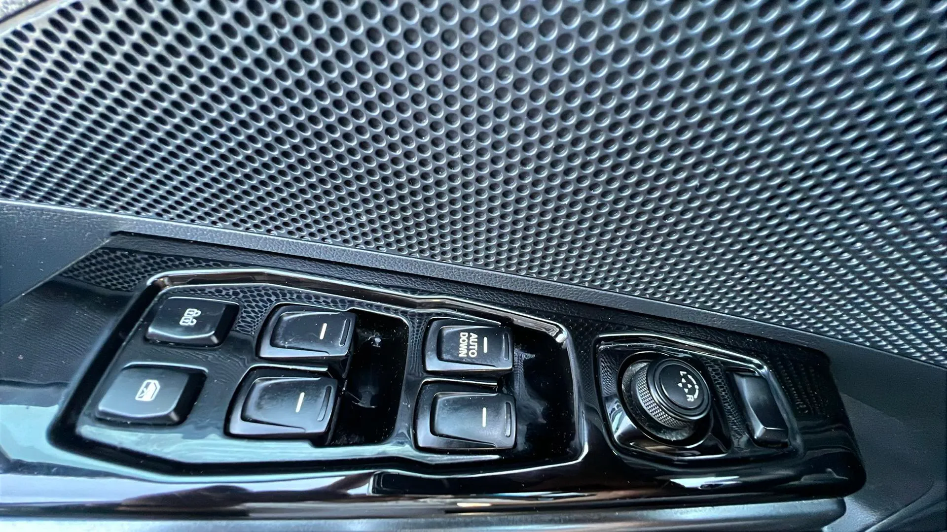 SsangYong Tivoli G15T Urban Plus - foto 18