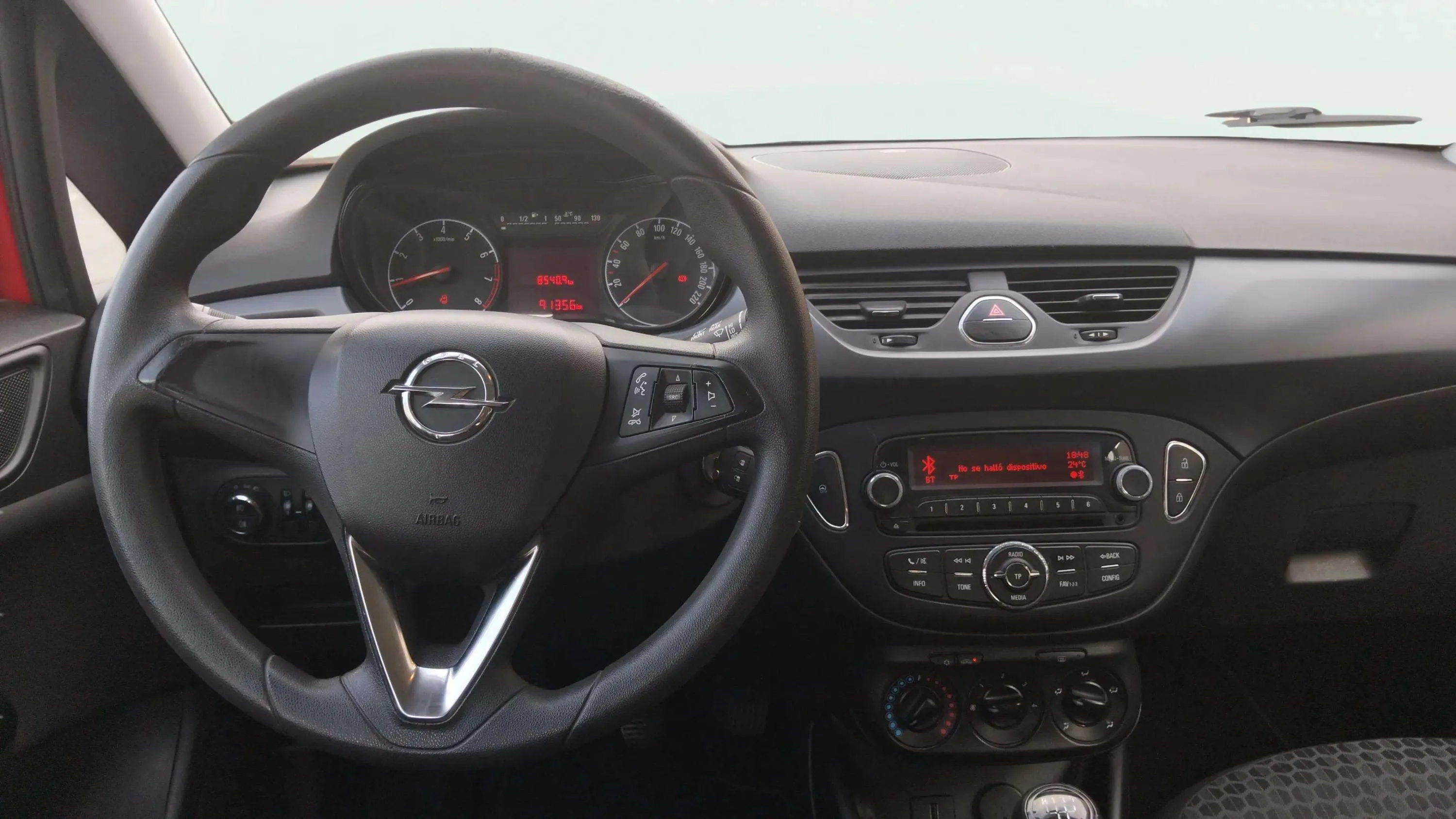 Opel Corsa 1.4 Expression - foto 12