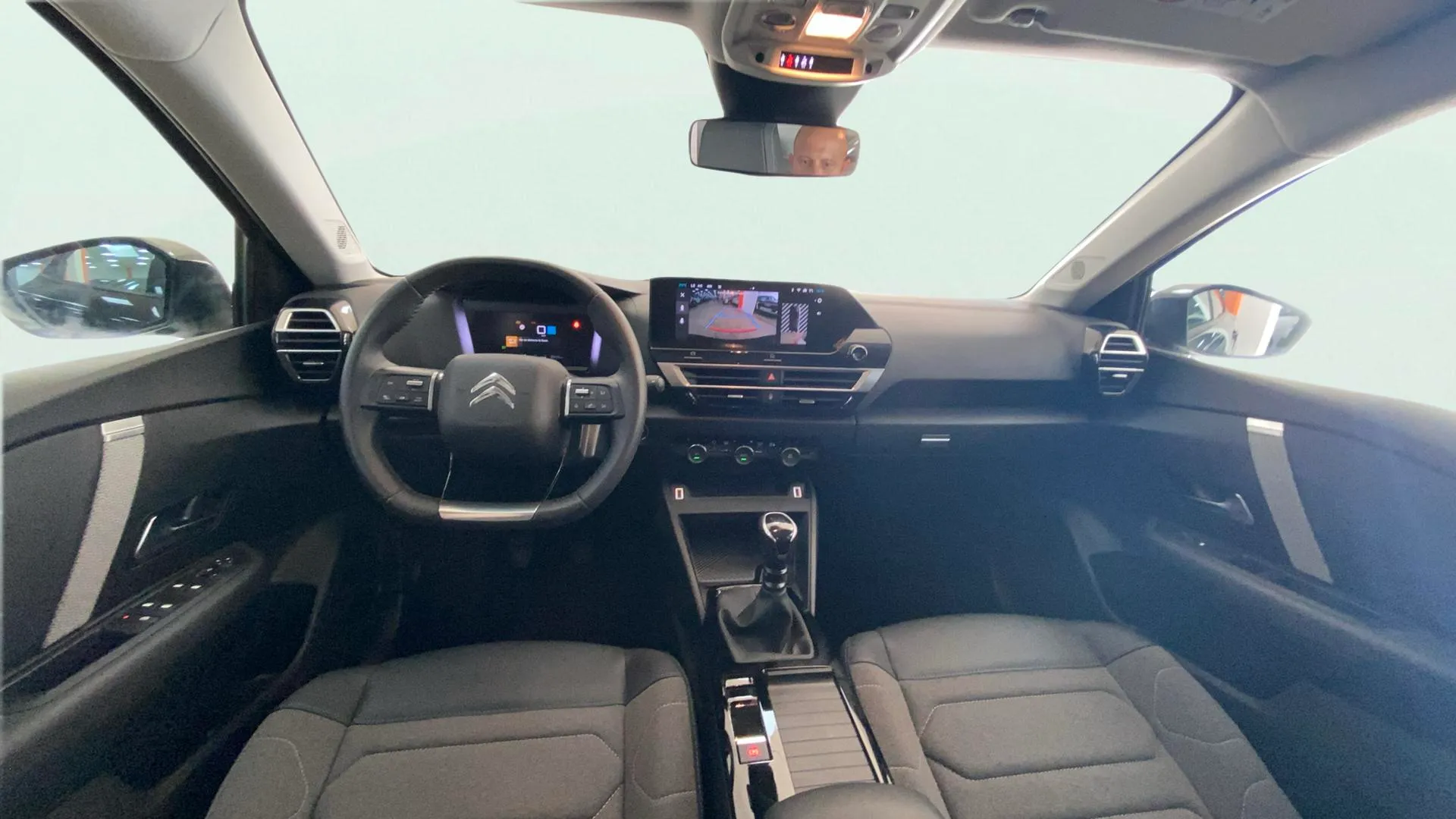 Citroën C4 PureTech 130 Plus - foto 13