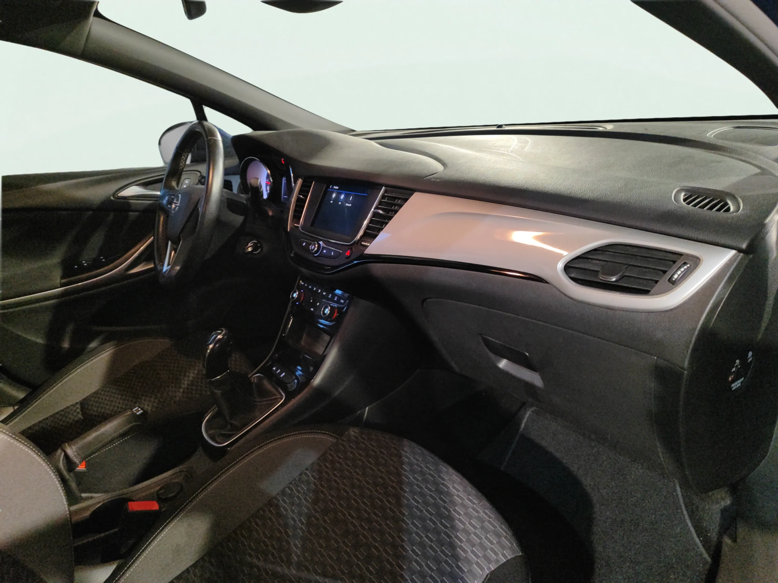 Opel Astra 1.2T SHL Astra - foto 28
