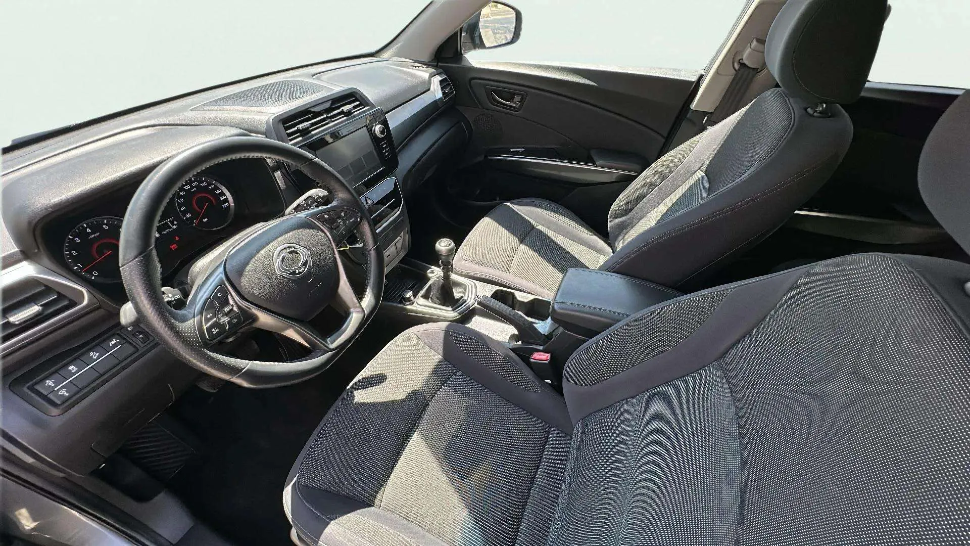 SsangYong Tivoli G15T LP Line - foto 9