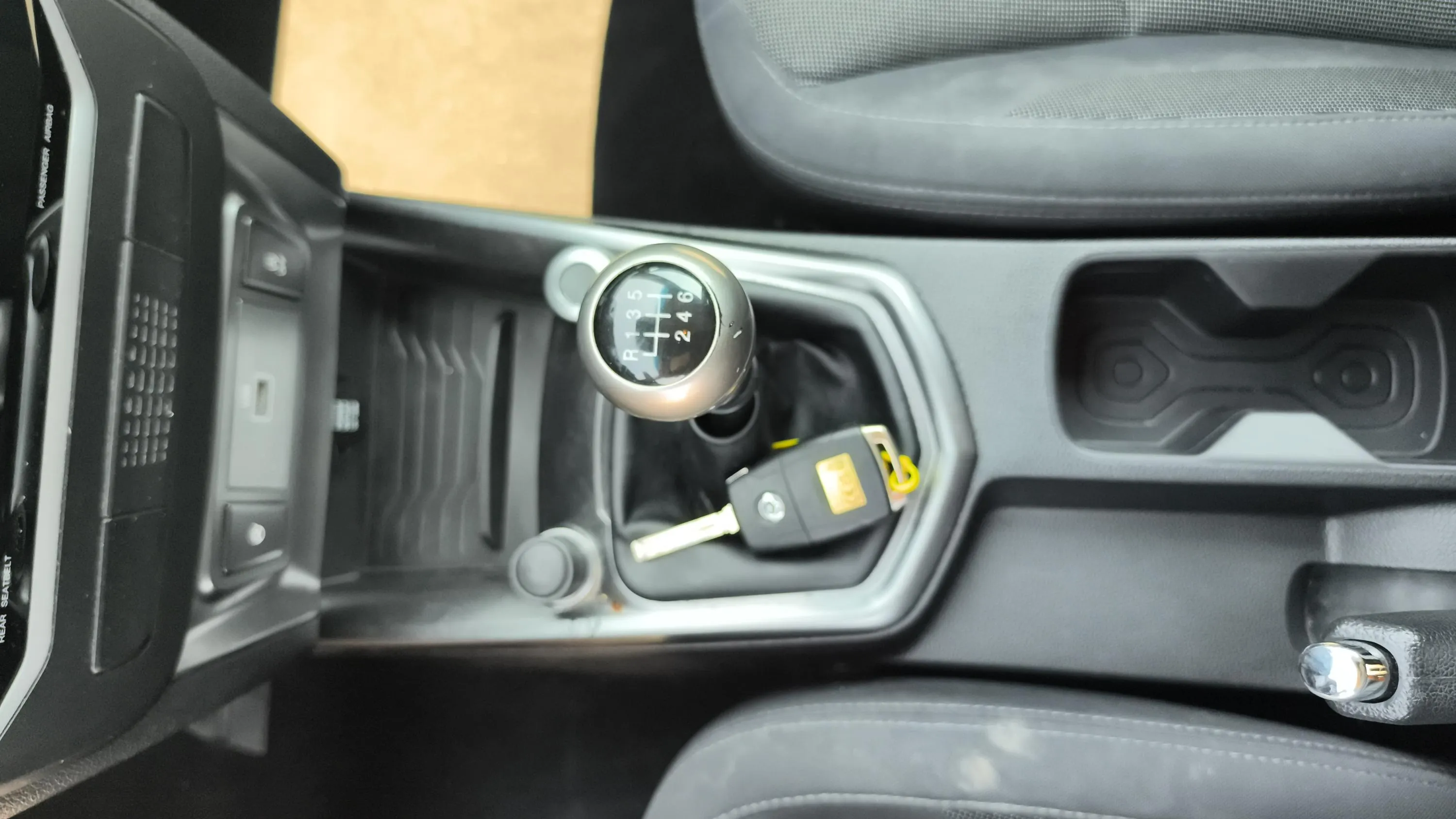 SsangYong Tivoli G15T Limited - foto 19