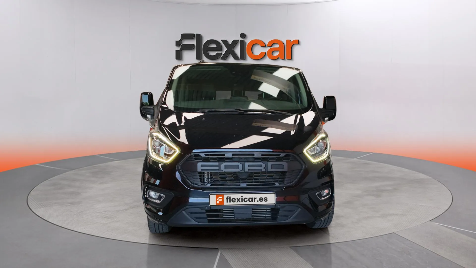 Ford Tourneo Custom 2.0 EcoBlue L1 Titanium 17 - foto 7