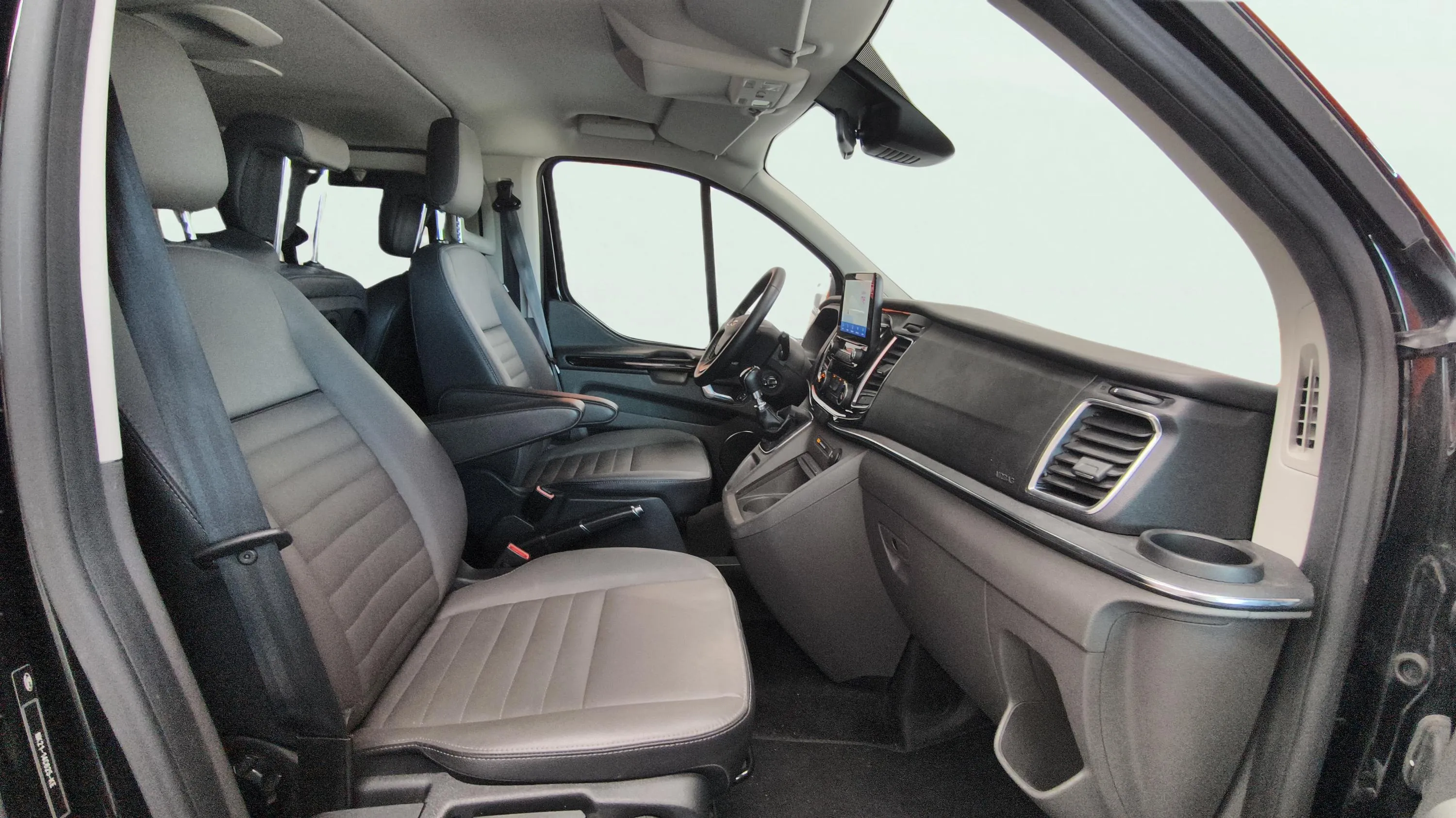 Ford Tourneo Custom 2.0 EcoBlue L1 Titanium 17 - foto 12