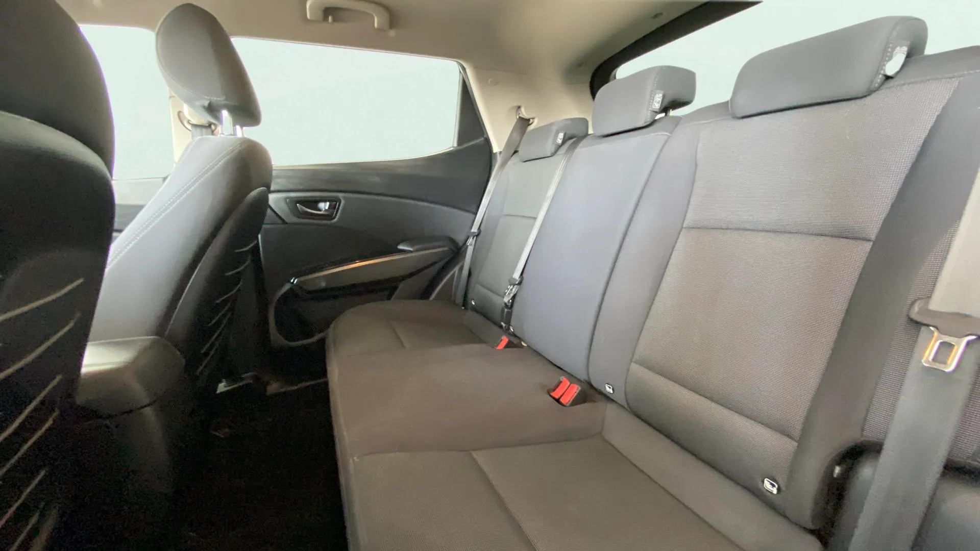 SsangYong Tivoli G15T Limited - foto 12