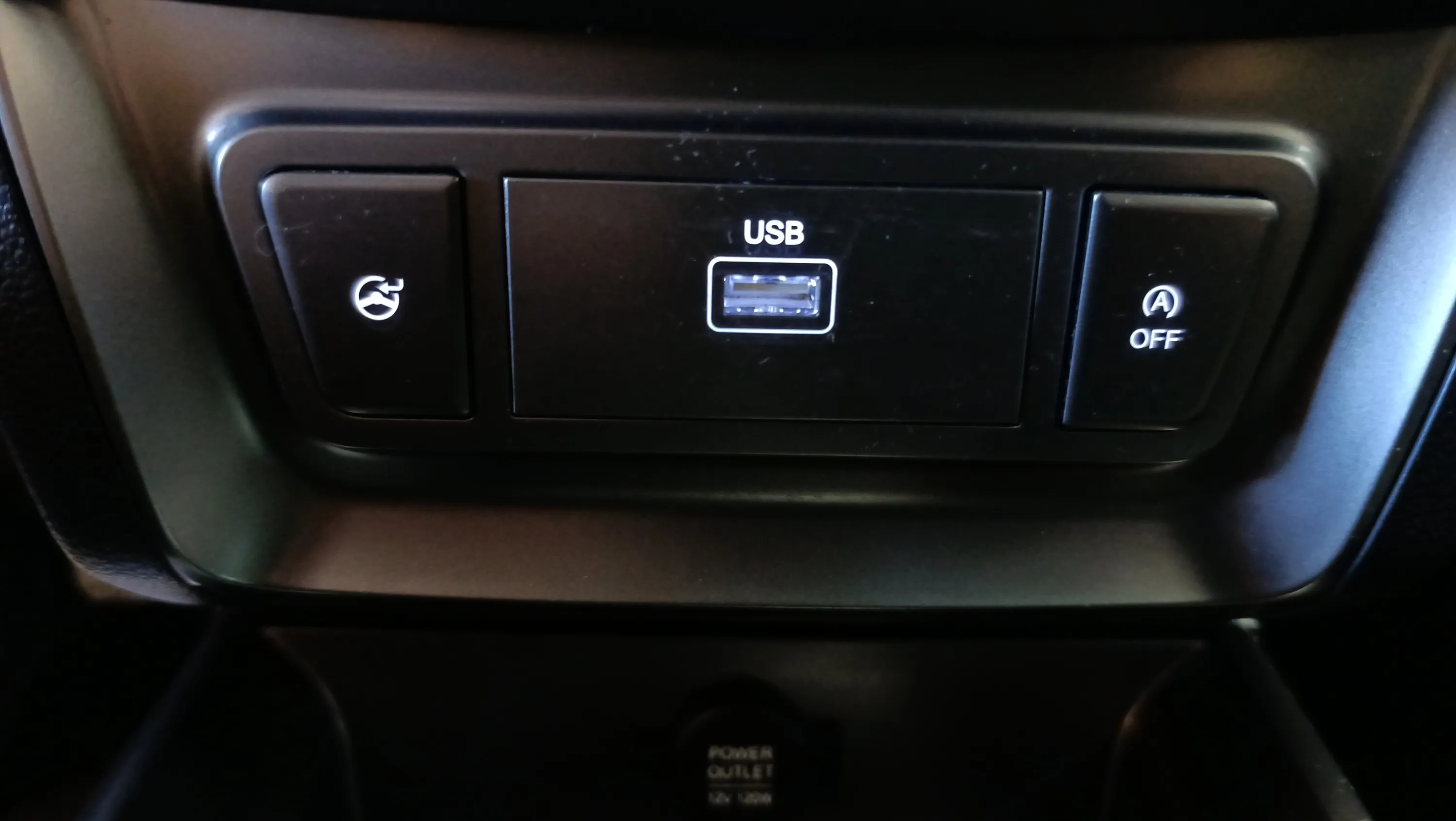 SsangYong Tivoli G15T Limited - foto 24