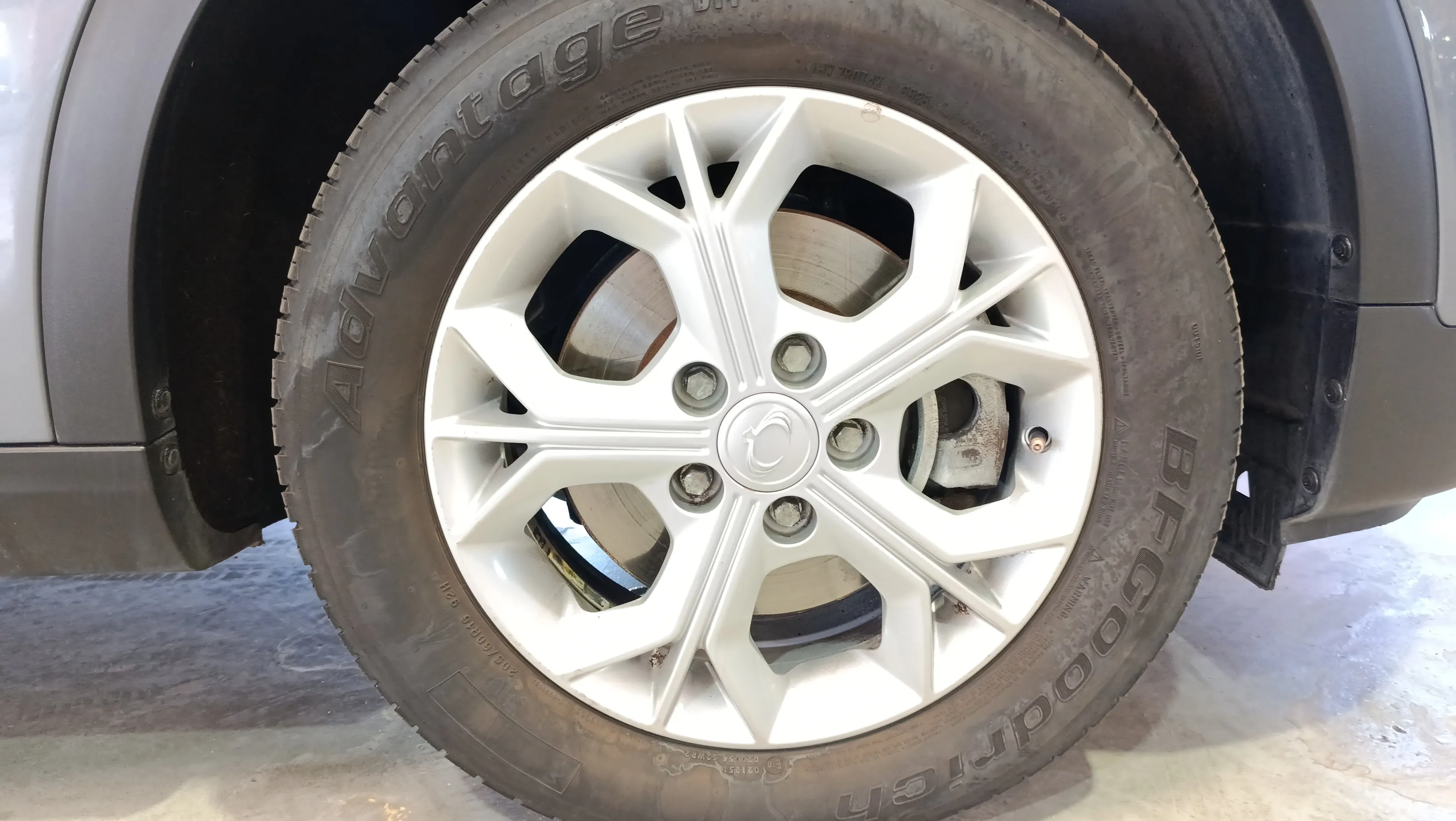 SsangYong Tivoli G15T Limited - foto 37