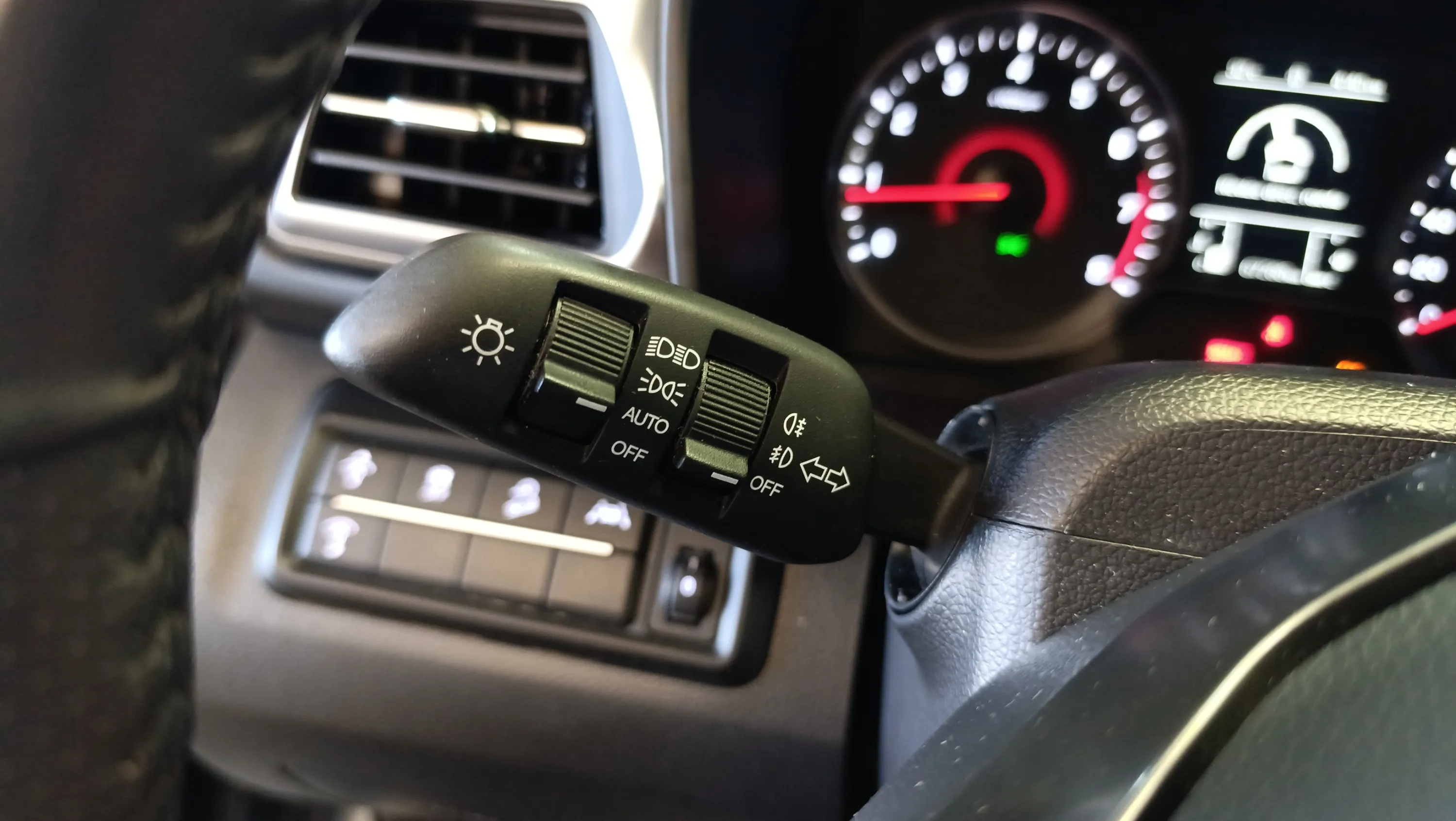 SsangYong Tivoli G15T Limited - foto 12
