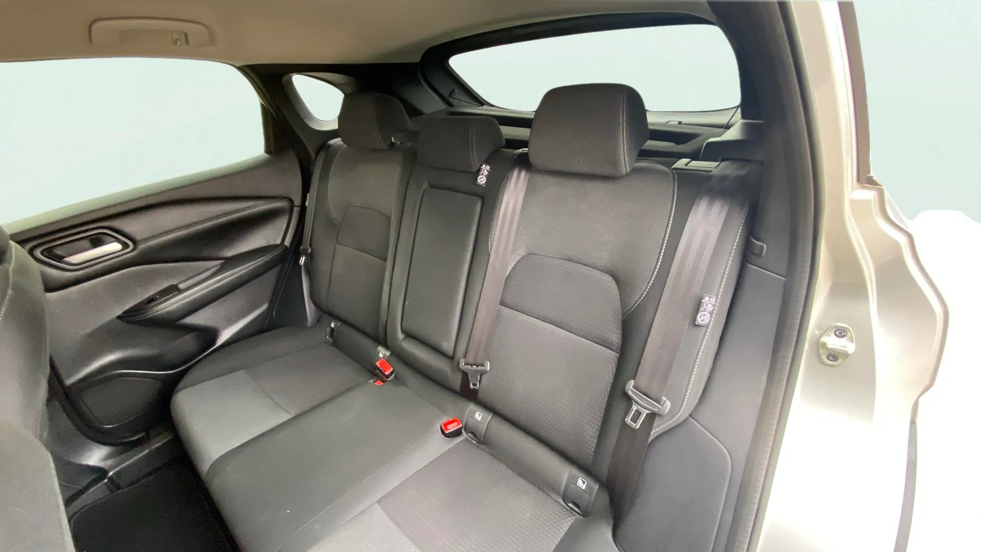 Nissan Qashqai DIG-T N-Connecta - foto 21
