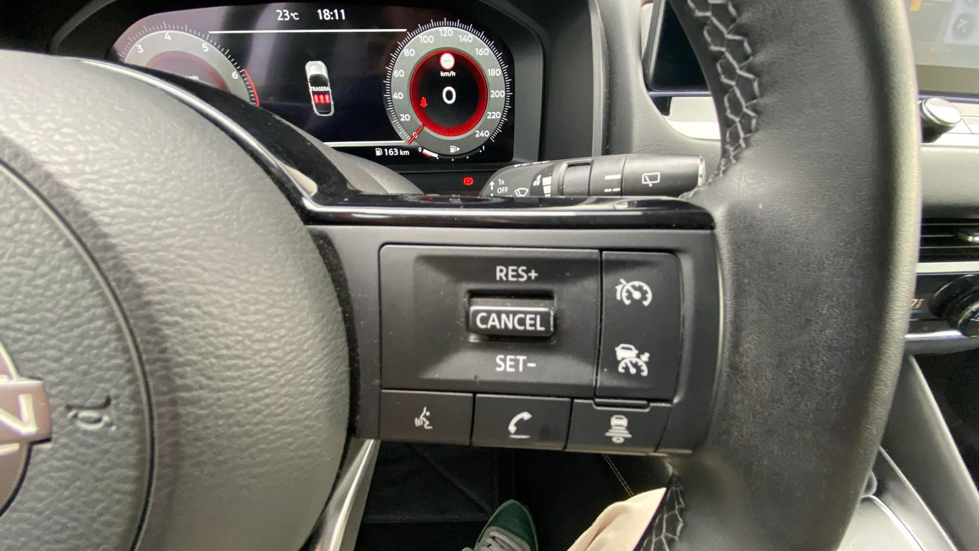 Nissan Qashqai DIG-T N-Connecta - foto 13