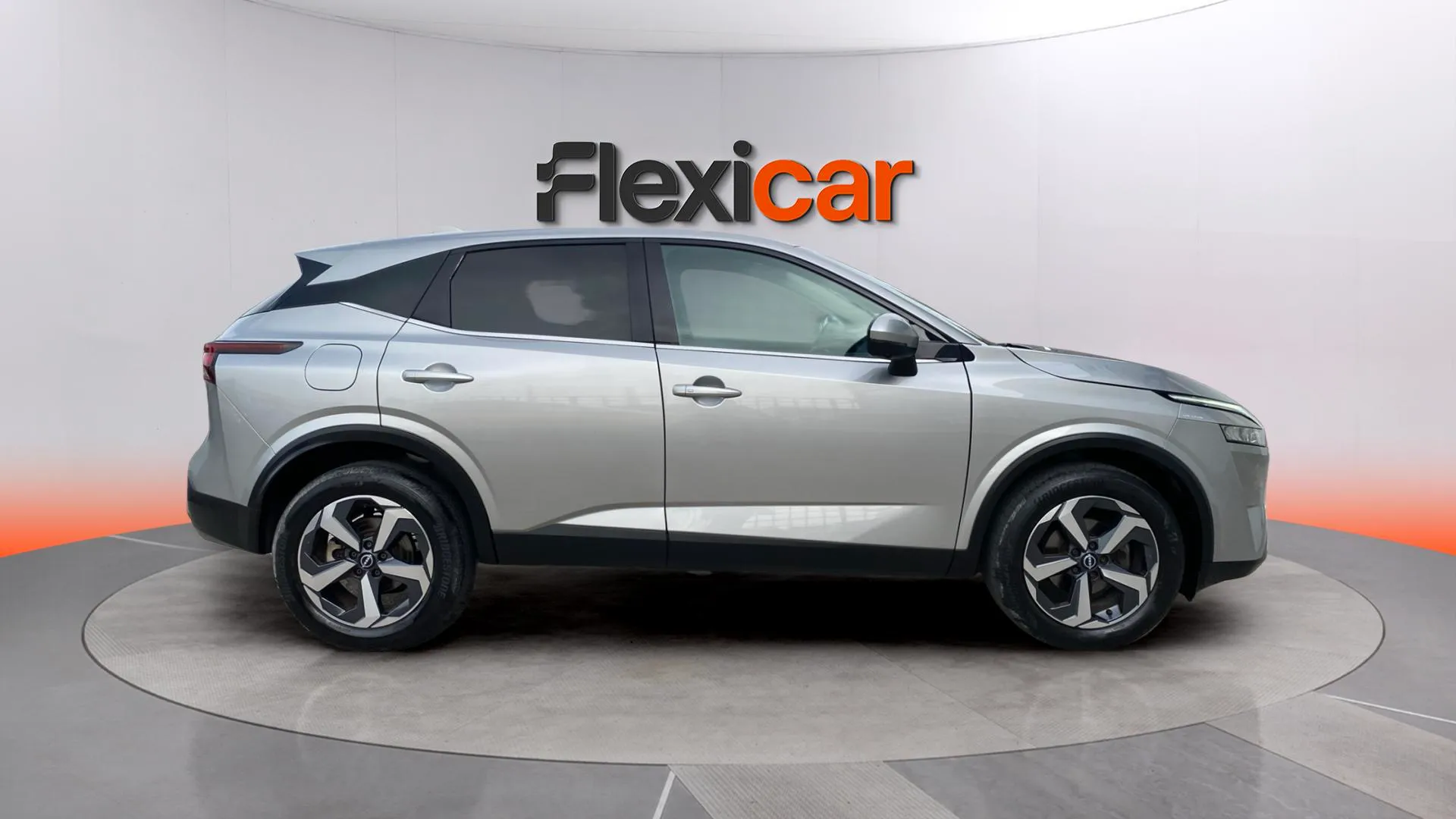 Nissan Qashqai DIG-T N-Connecta - foto 8