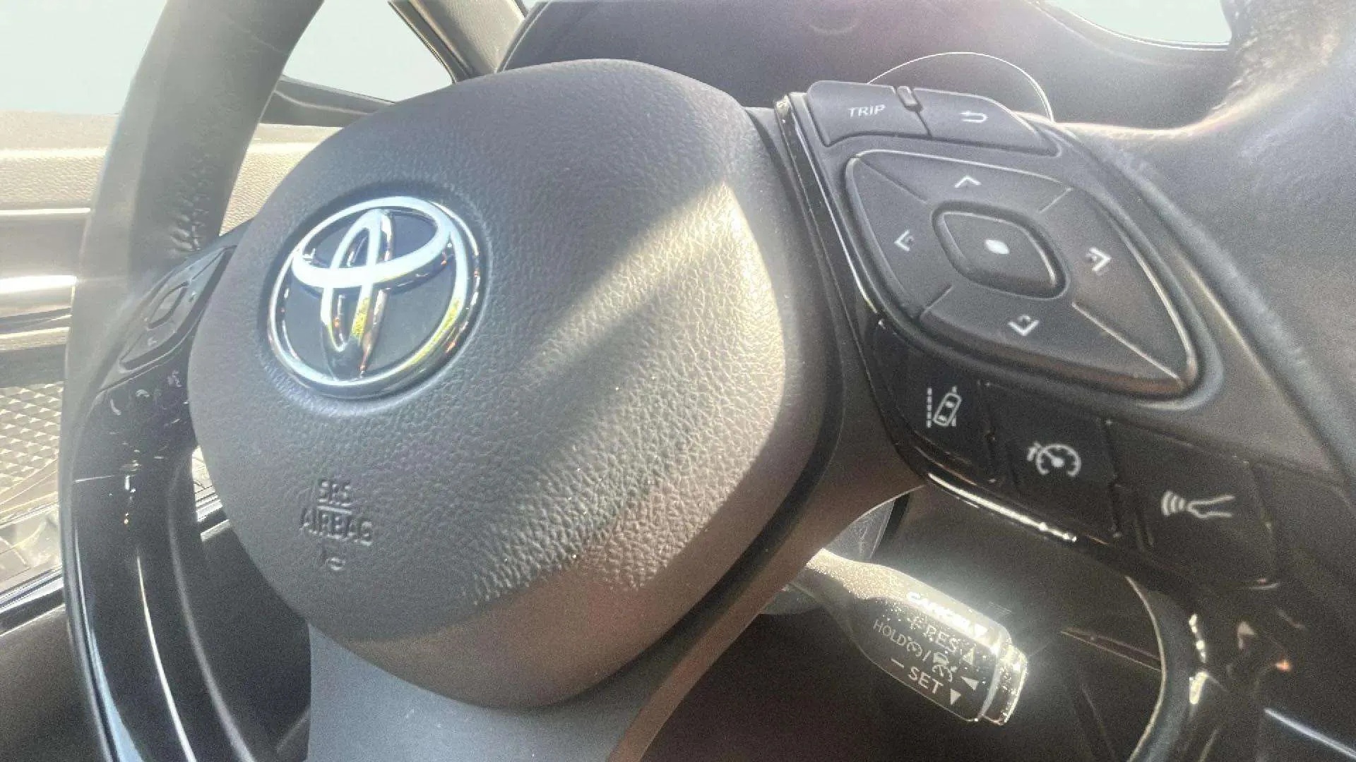 Toyota C-HR 1.8 125H Advance - foto 13