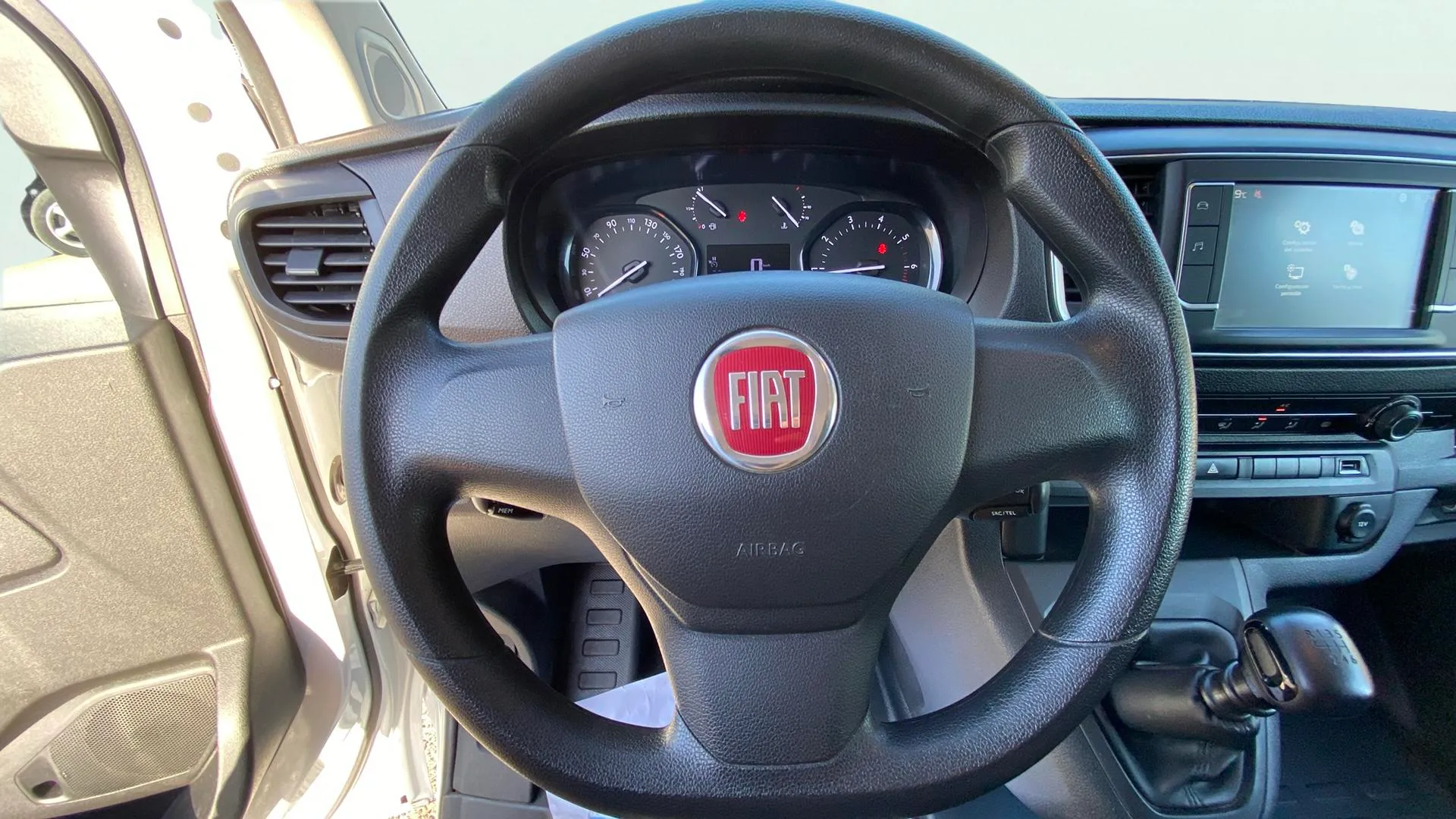 Fiat Scudo Furgón L1 MT6 Business - foto 11