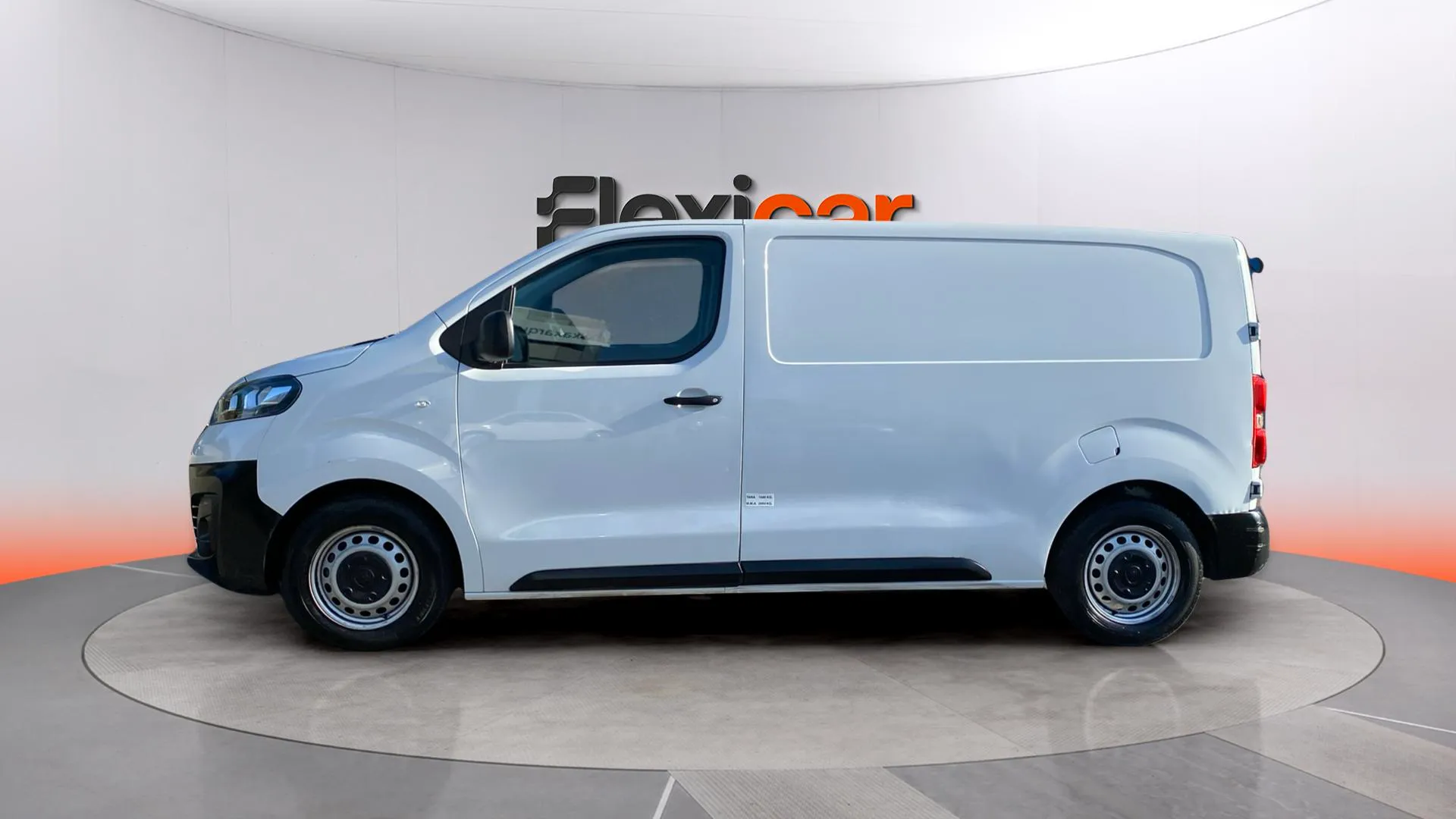 Fiat Scudo Furgón L1 MT6 Business - foto 3