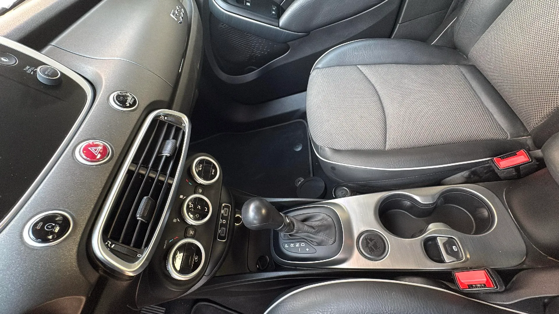 Fiat 500X City Cross 1.4 MAir 4x2 DCT - foto 8