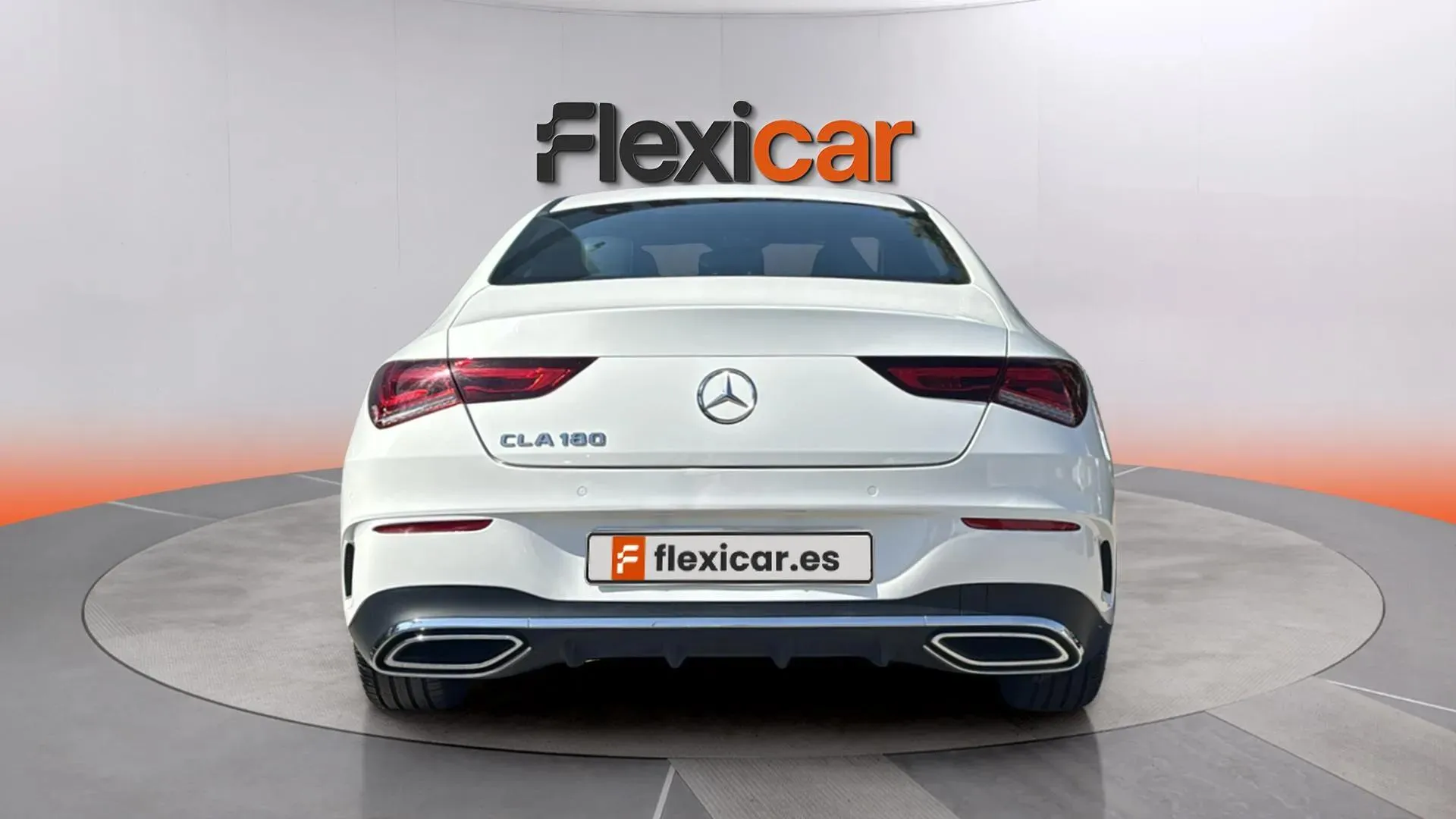 Mercedes-Benz CLA 180 - foto 6