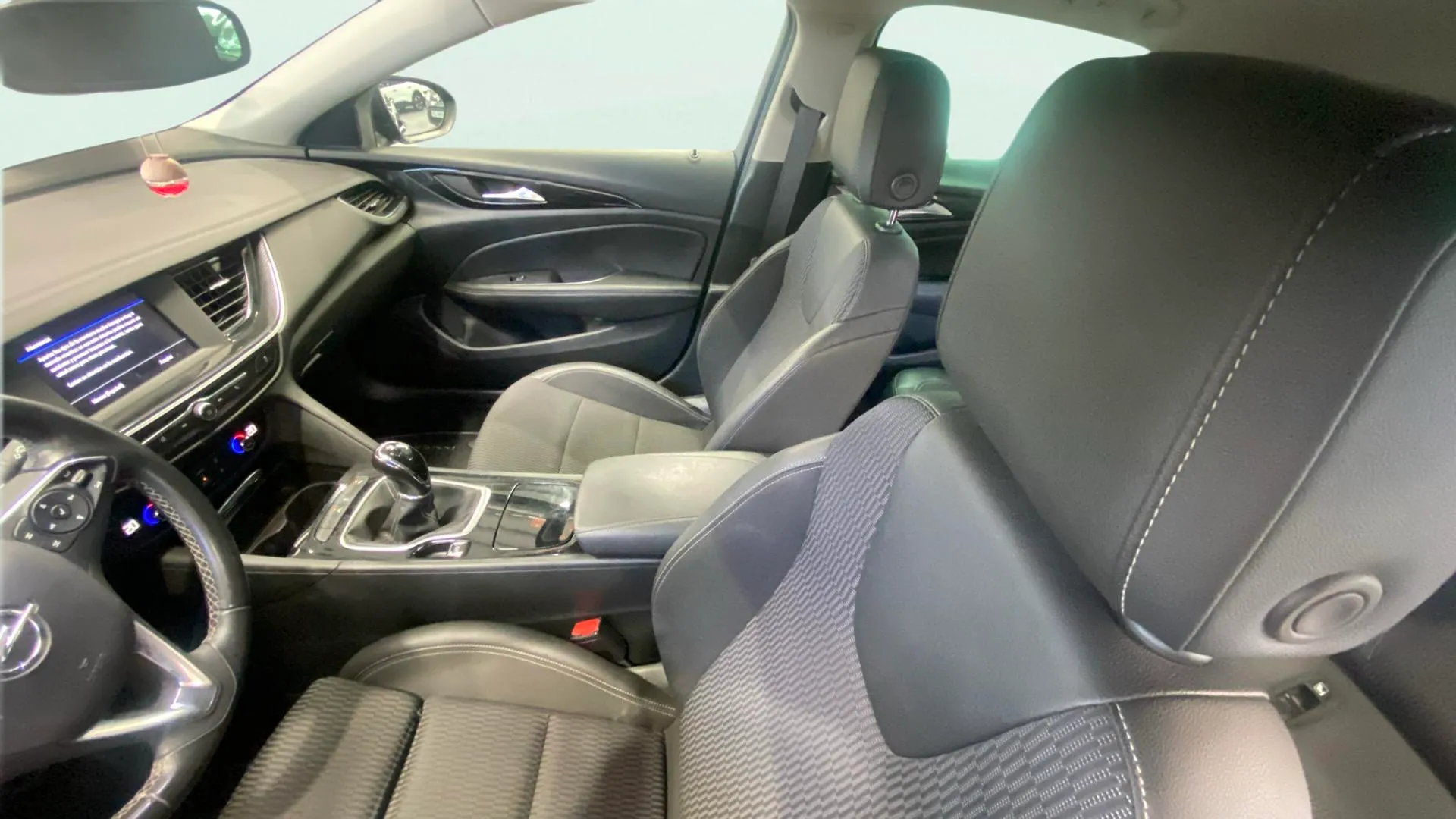 Opel Insignia GS 1.6 CDTi Turbo D Innovation - foto 9