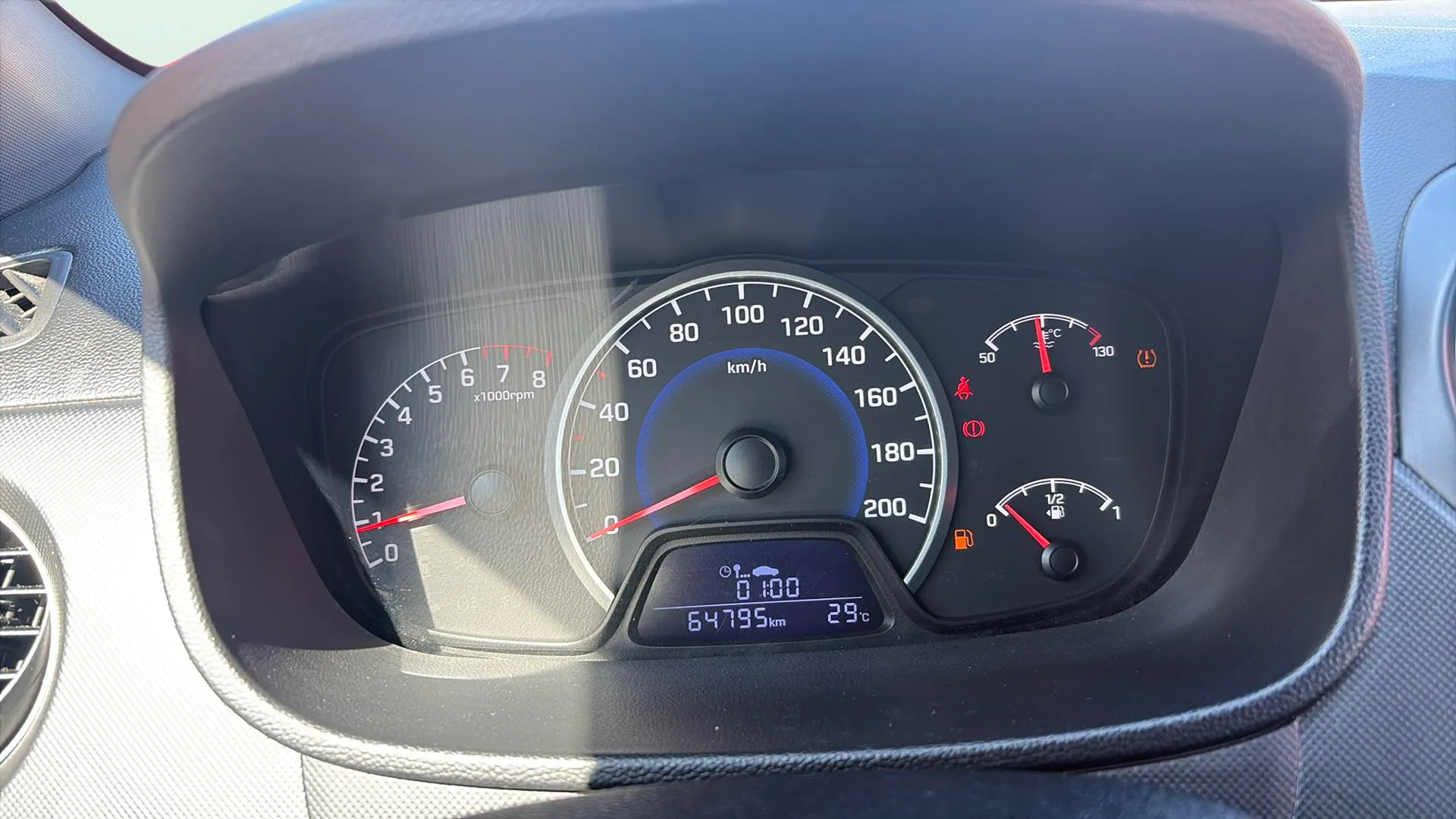 Hyundai i10 1.0 Go! - foto 13