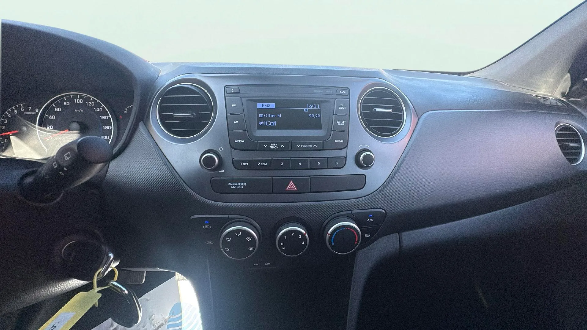 Hyundai i10 1.0 Go! - foto 11