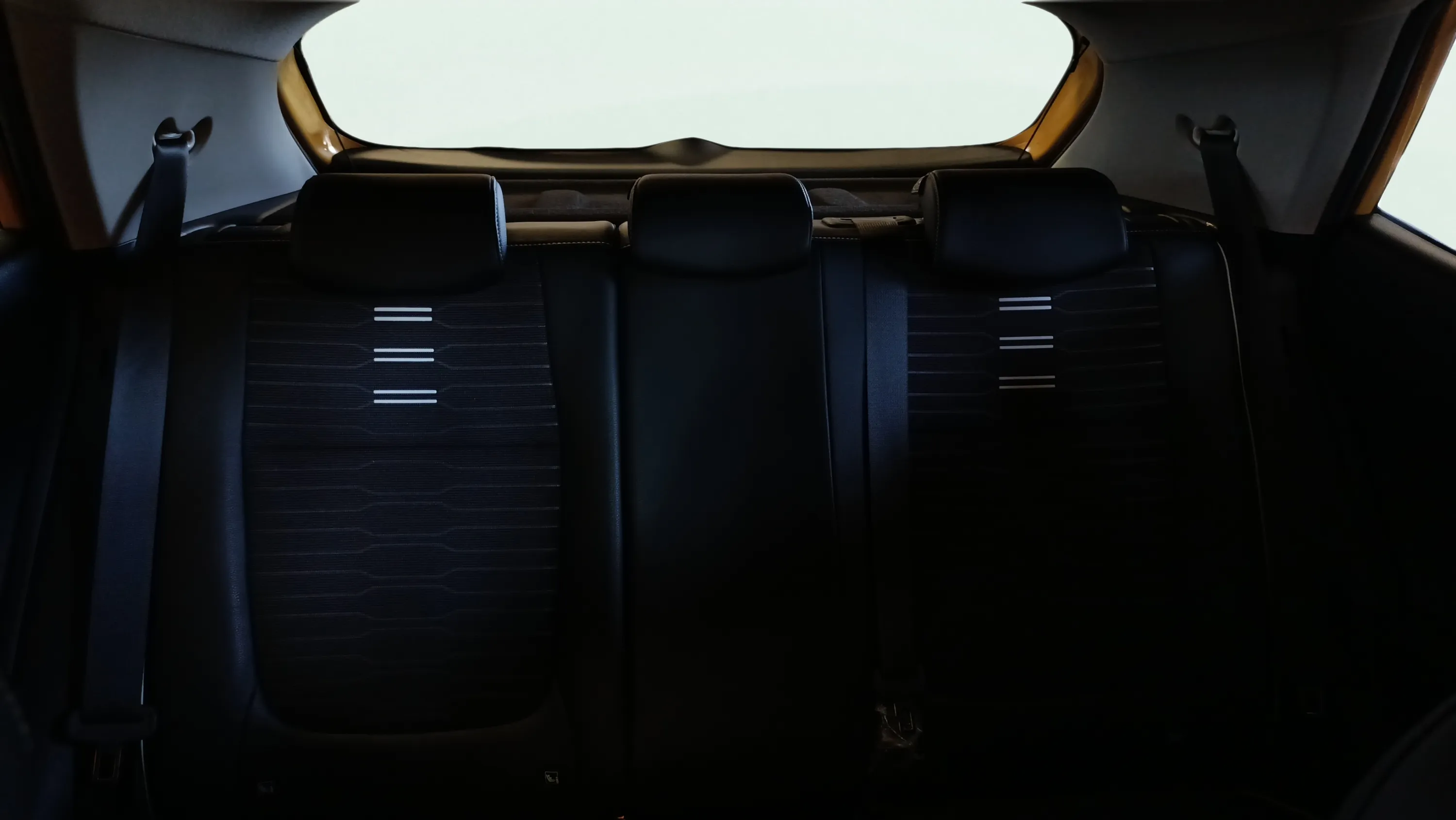 Kia Stonic 1.0 T-GDi MHEV Concept - foto 34