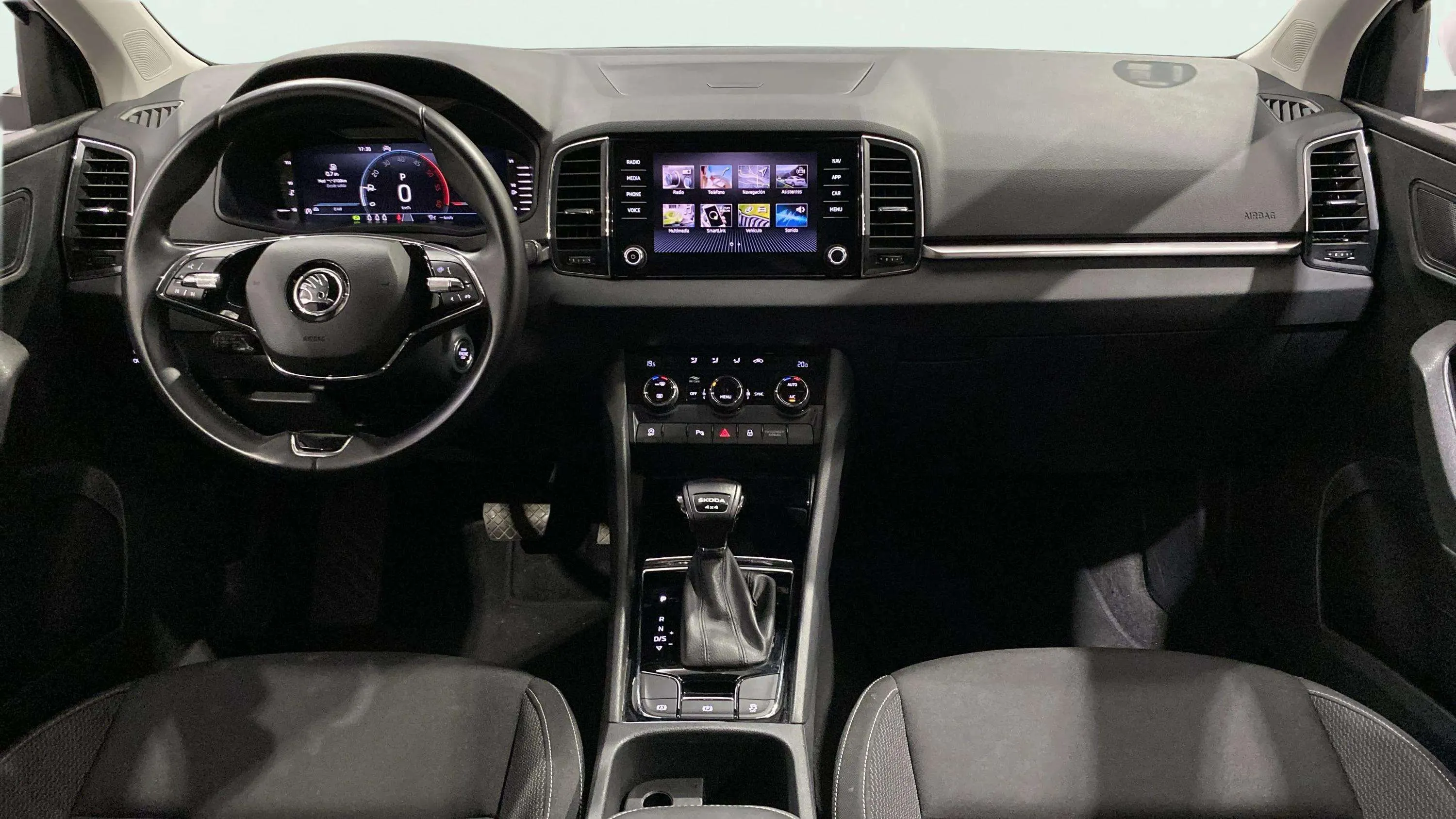 Škoda Karoq 2.0 TDI DSG 4x4 Ambition - foto 12