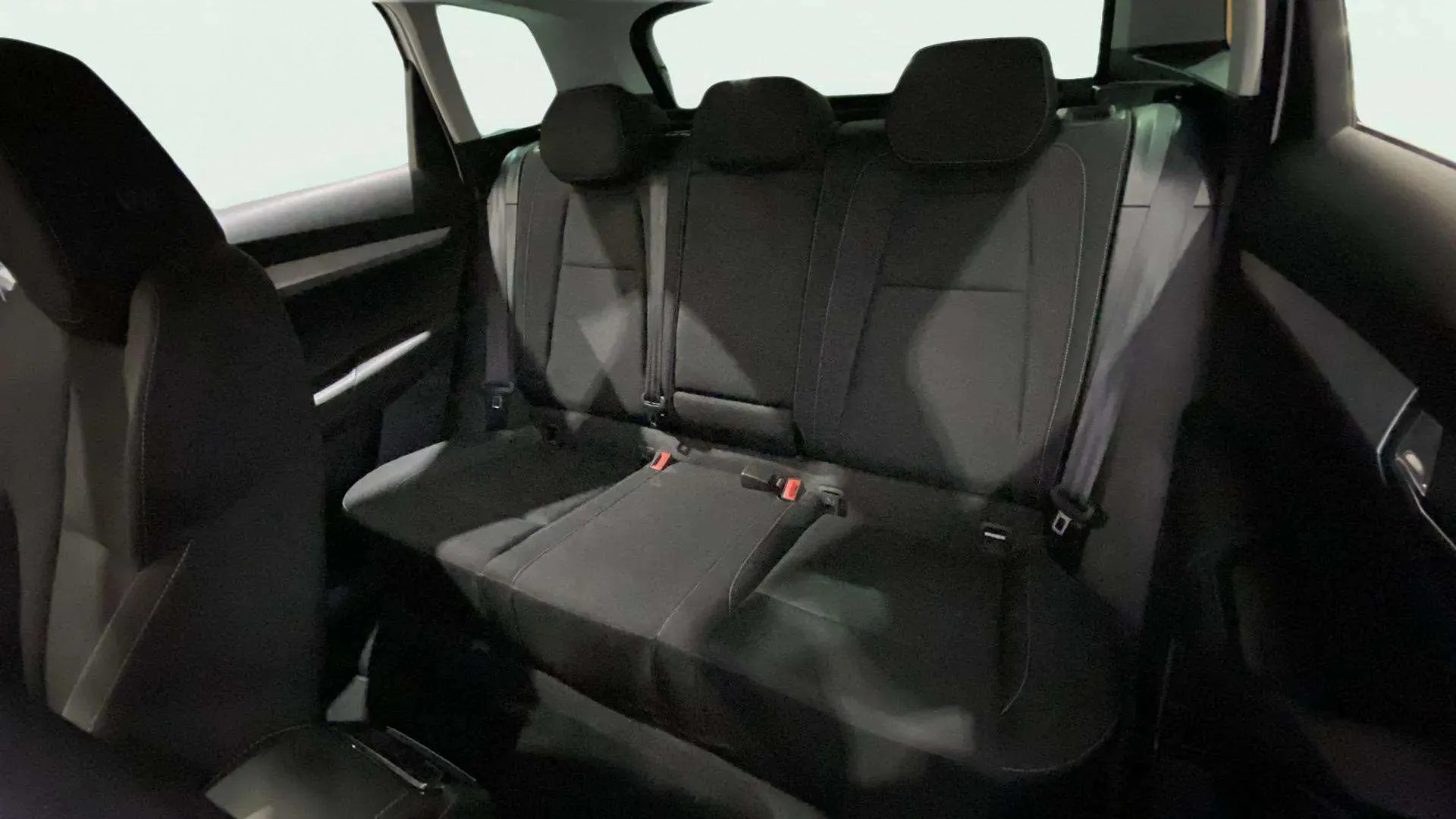 Škoda Karoq 2.0 TDI DSG 4x4 Ambition - foto 10
