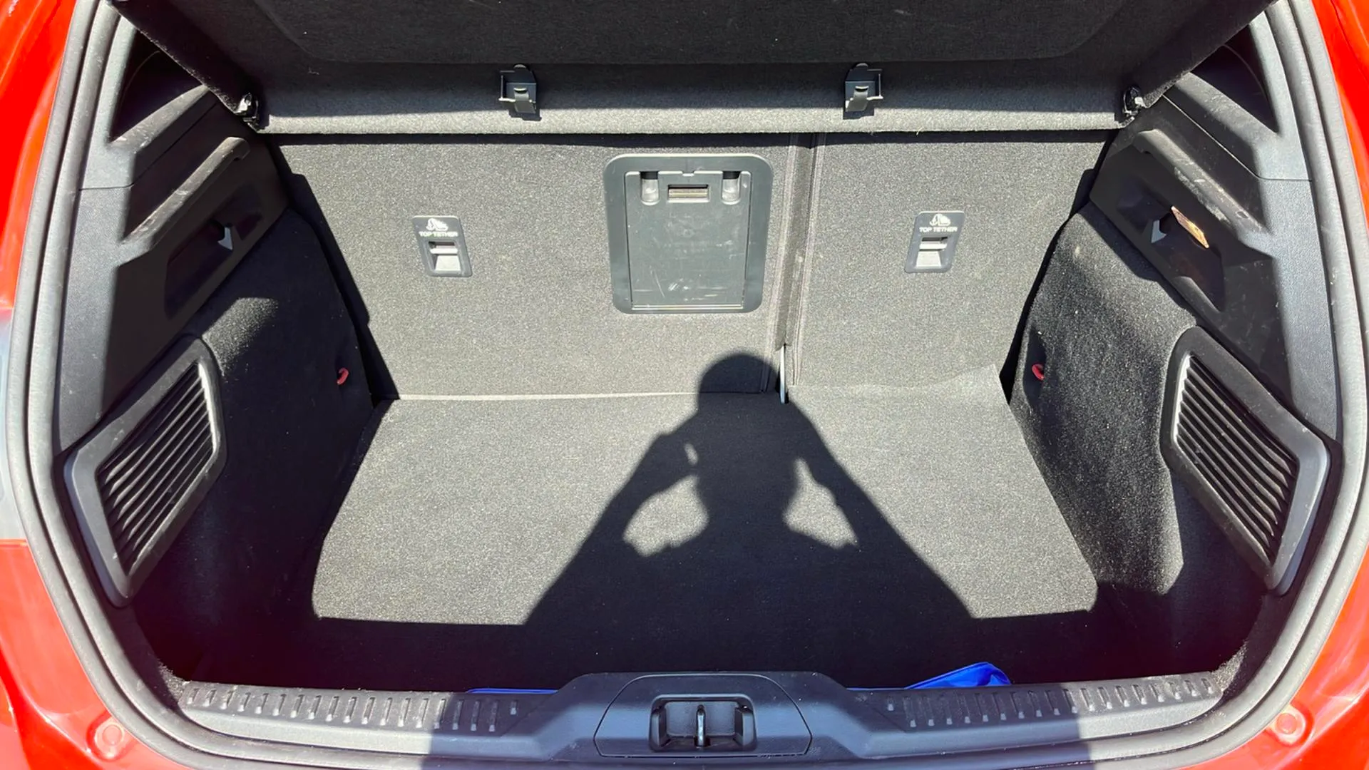Ford Focus ST 2.3 EcoBoost - foto 24