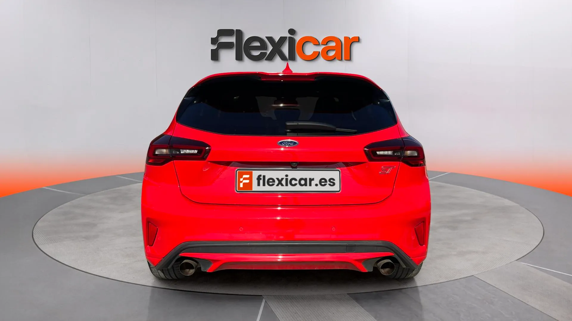 Ford Focus ST 2.3 EcoBoost - foto 6