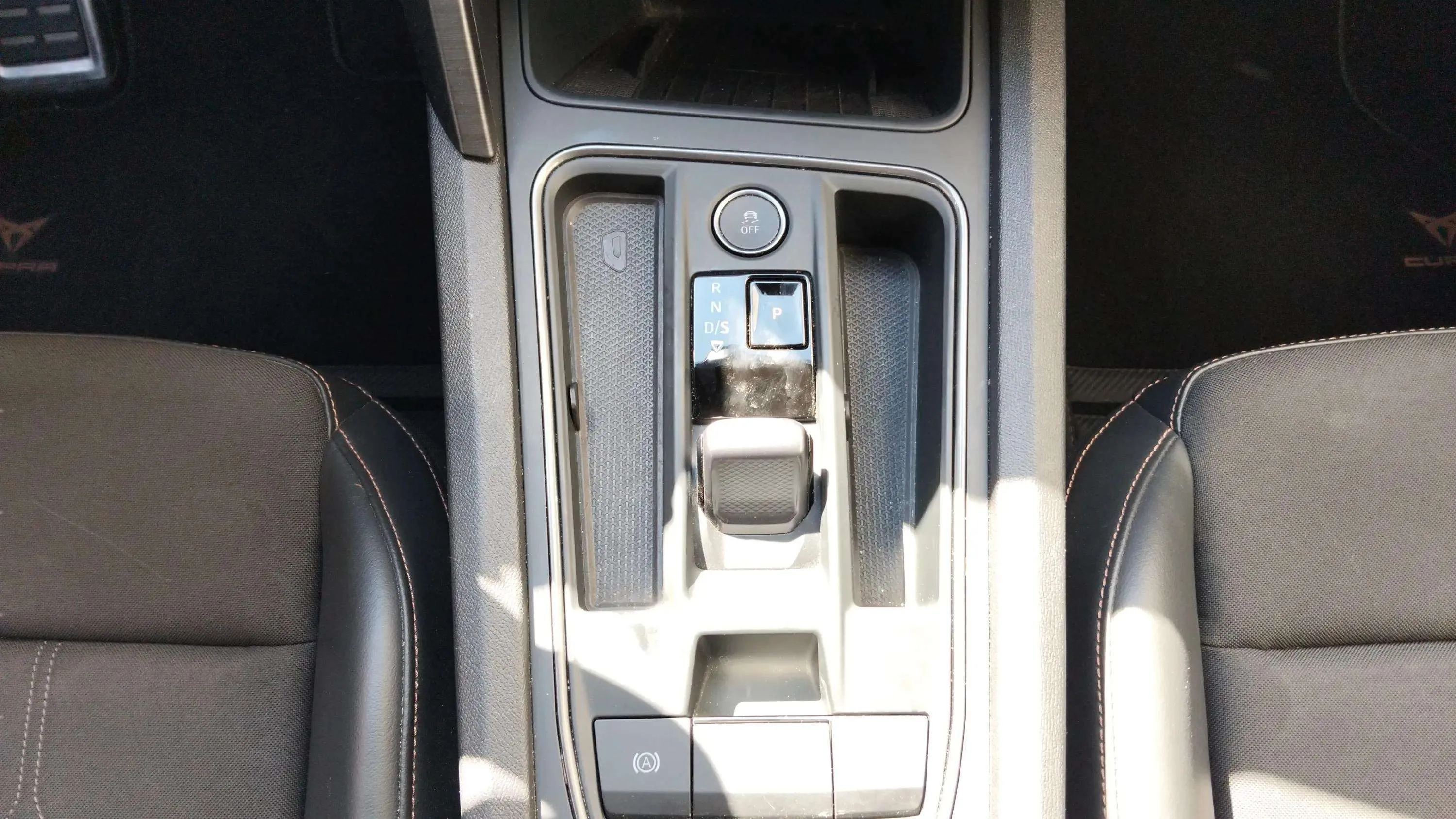 Cupra Formentor 2.0 TSI VZ 4Drive DSG - foto 14