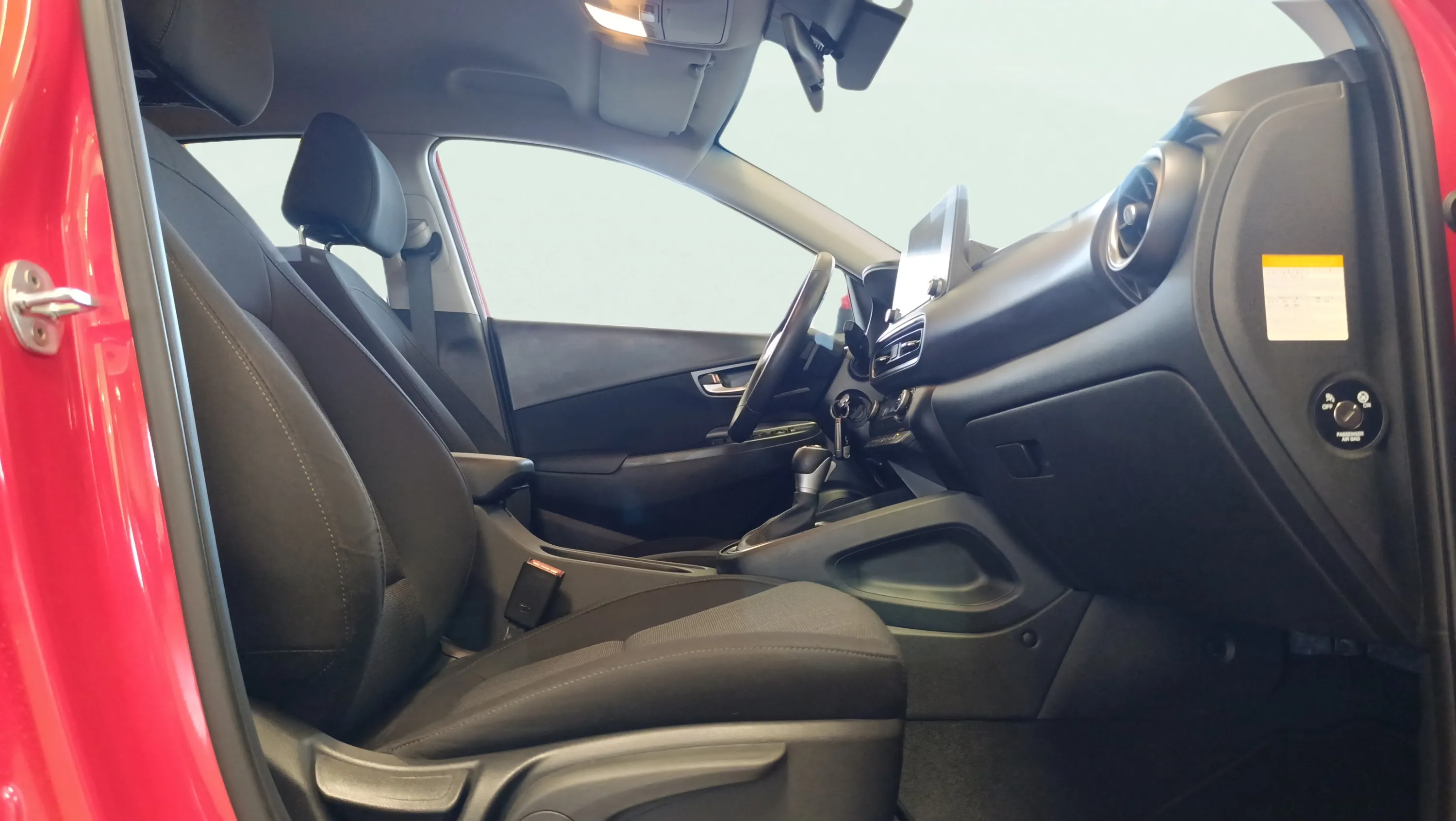 Hyundai Kona 1.6 GDI HEV Maxx DCT - foto 28