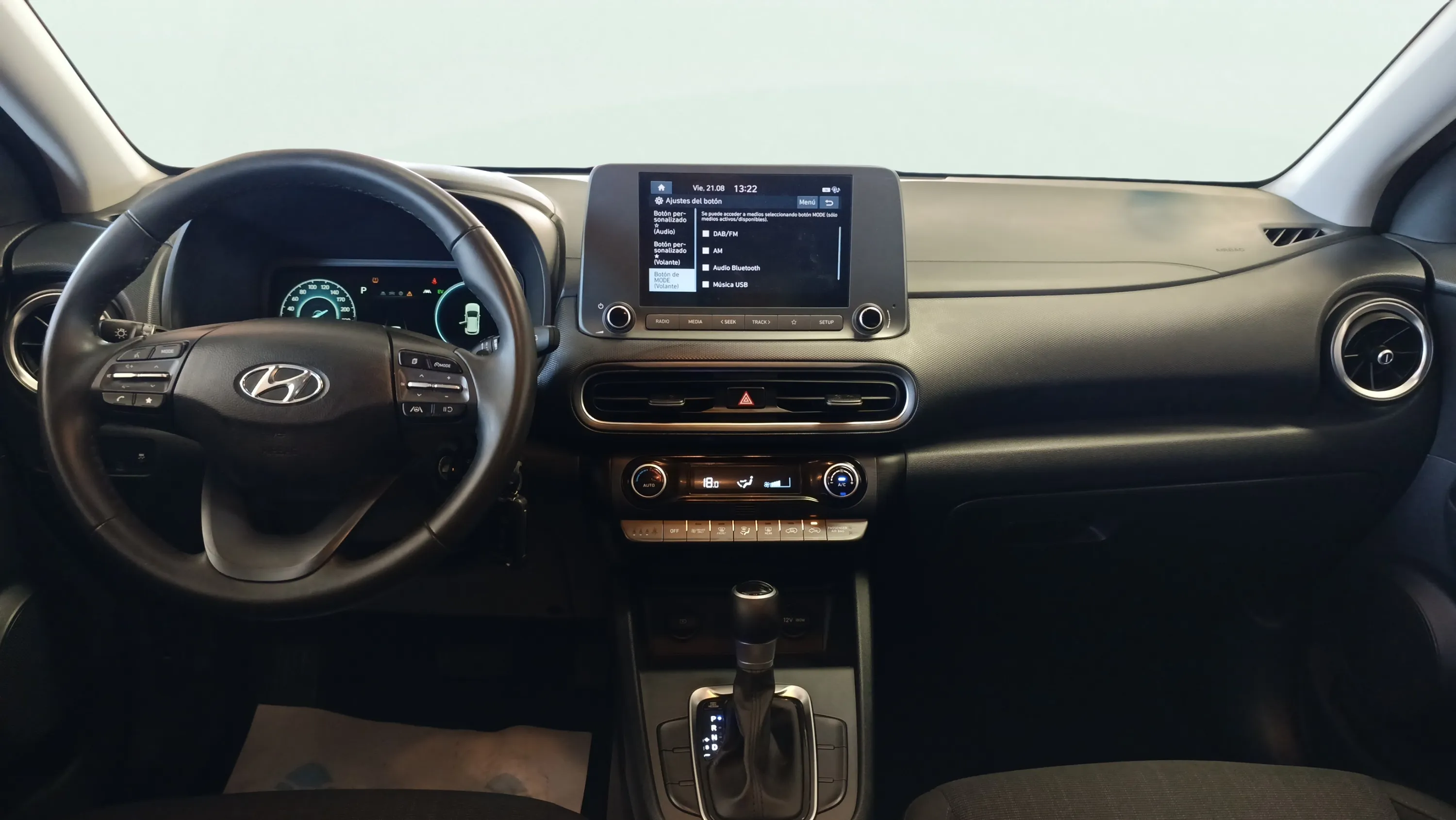 Hyundai Kona 1.6 GDI HEV Maxx DCT - foto 9