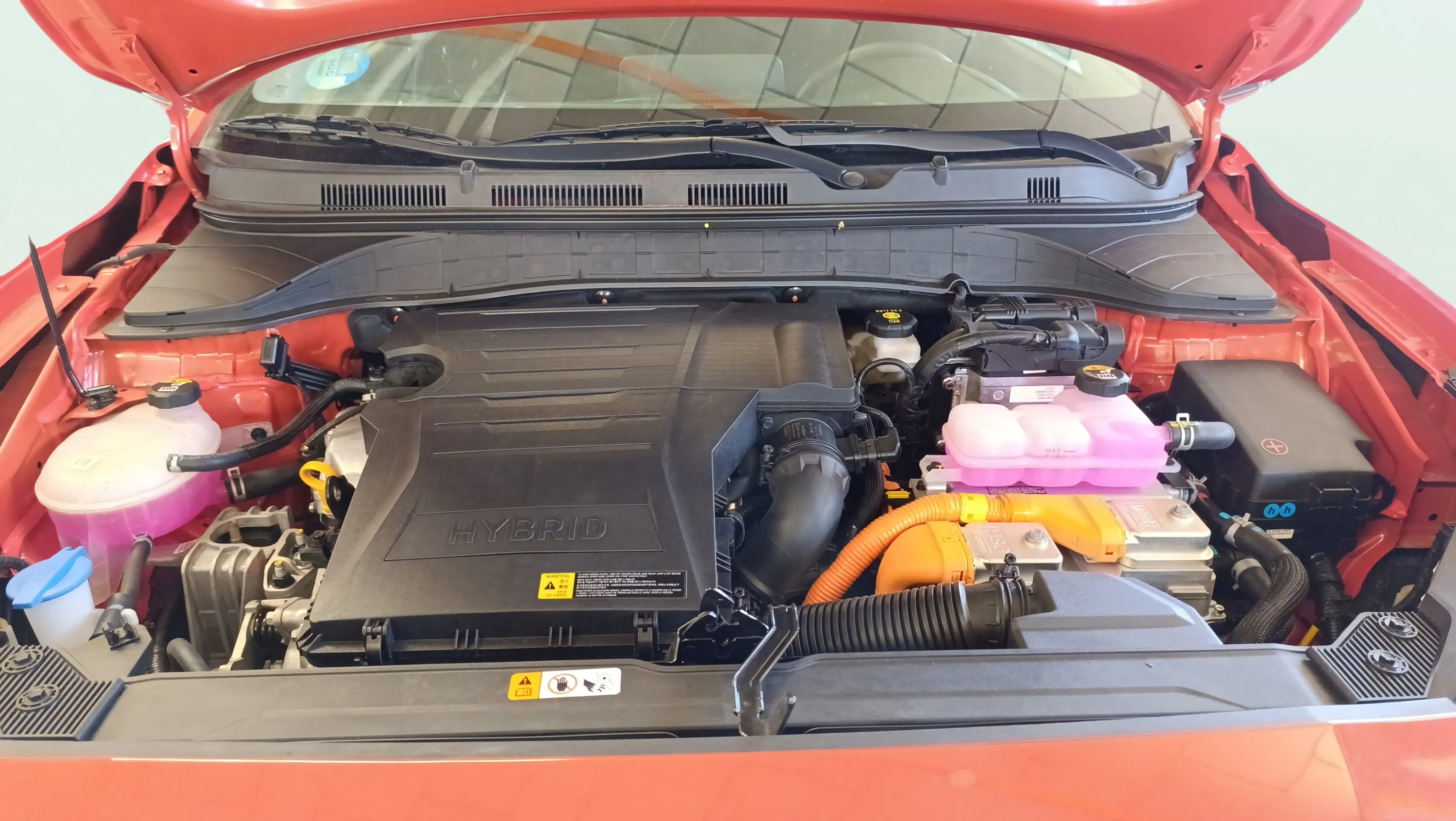Hyundai Kona 1.6 GDI HEV Maxx DCT - foto 34