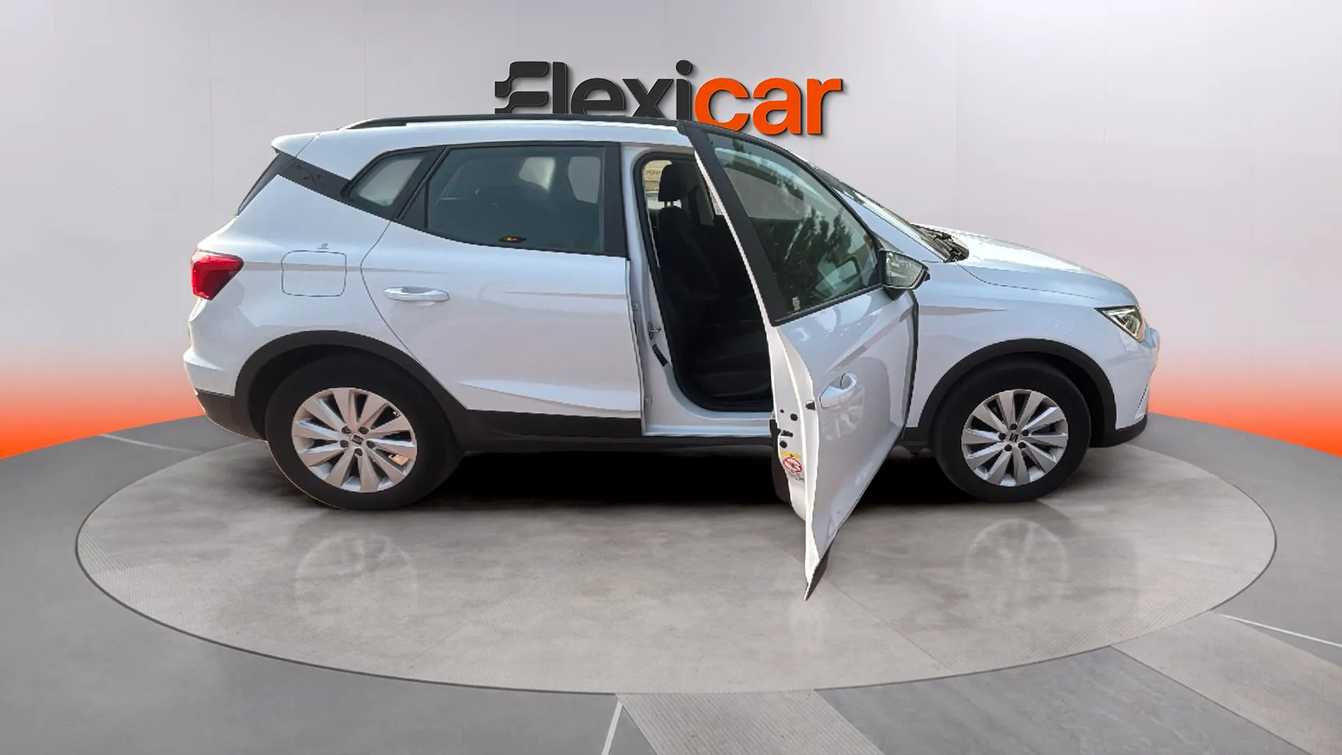 SEAT Arona 1.0 TSI DSG Style XL - foto 12