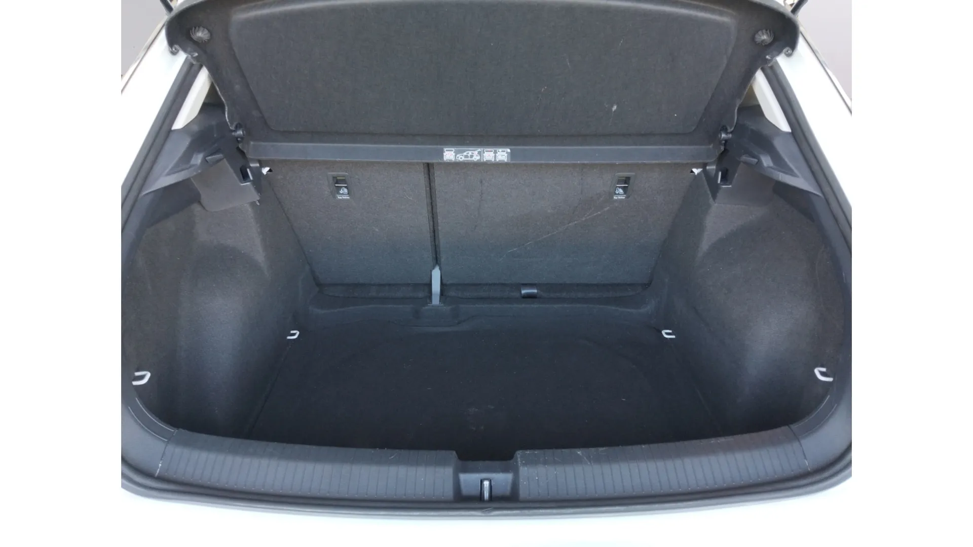 Volkswagen T-Roc Advance 1.6 TDI - foto 10