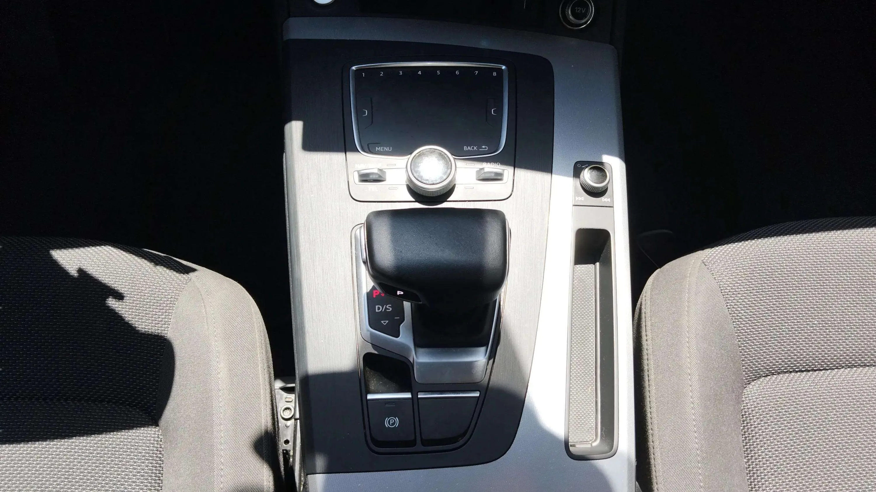 Audi Q5 35 TDI quattro S tronic - foto 14