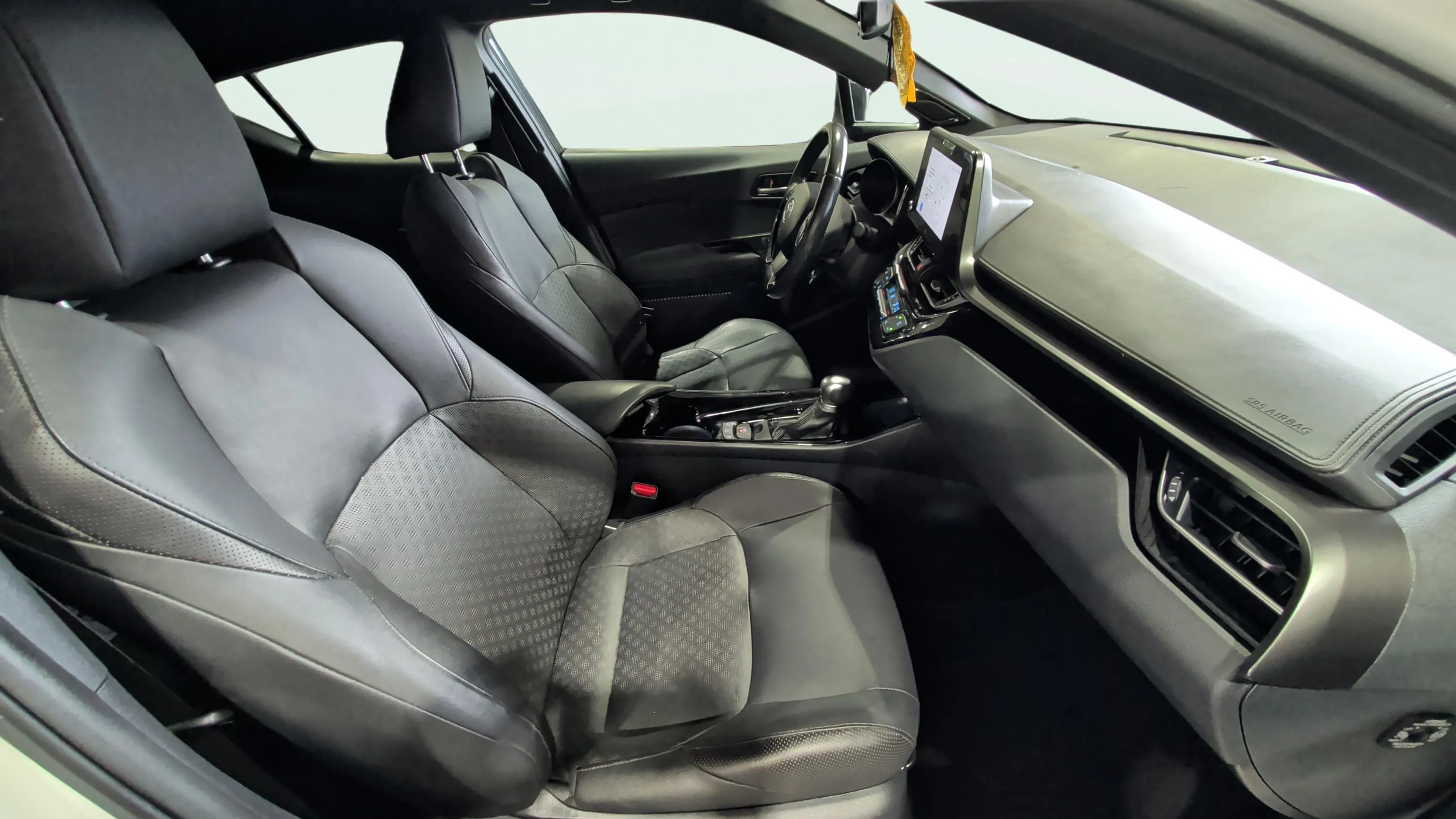 Toyota C-HR 2.0 180H Advance - foto 19