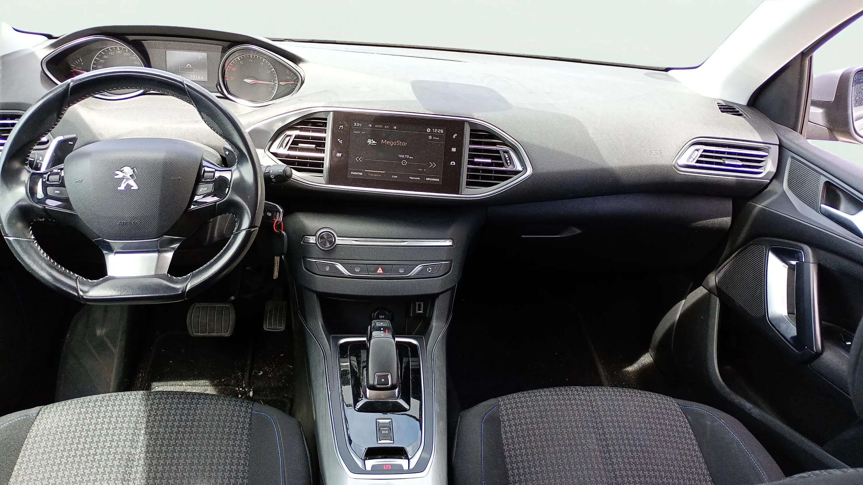 Peugeot 308 Allure 1.2 PureTech EAT8 - foto 9