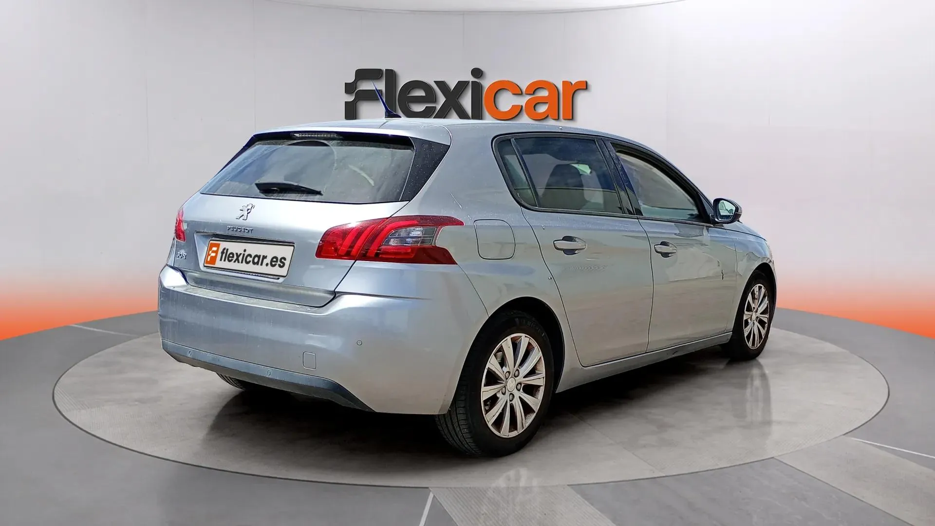 Peugeot 308 Allure 1.2 PureTech EAT8 - foto 7