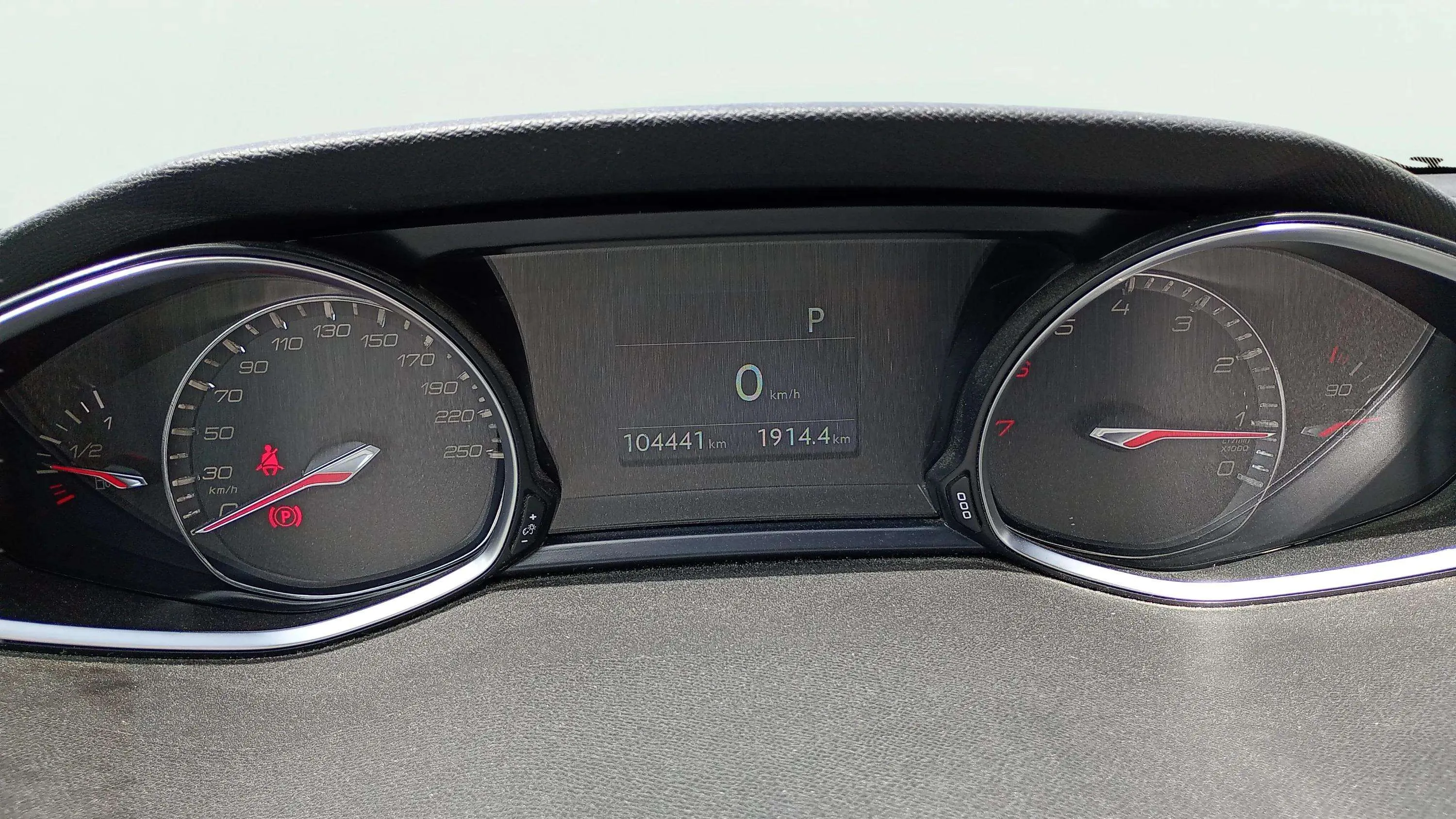 Peugeot 308 Allure 1.2 PureTech EAT8 - foto 12