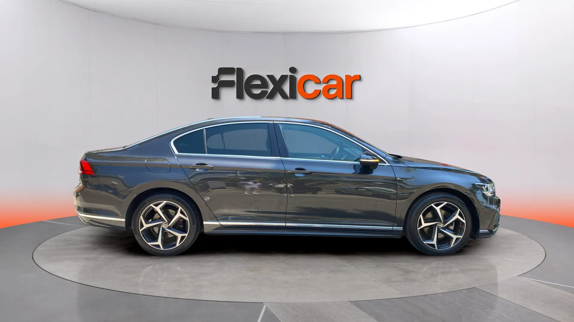 Volkswagen Passat R-Line 1.5 TSI - foto 7