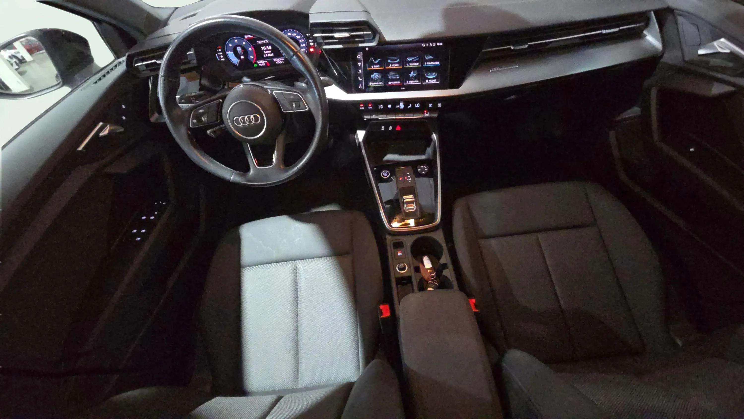 Audi A3 Sportback Advanced 35 TDI S tronic - foto 25