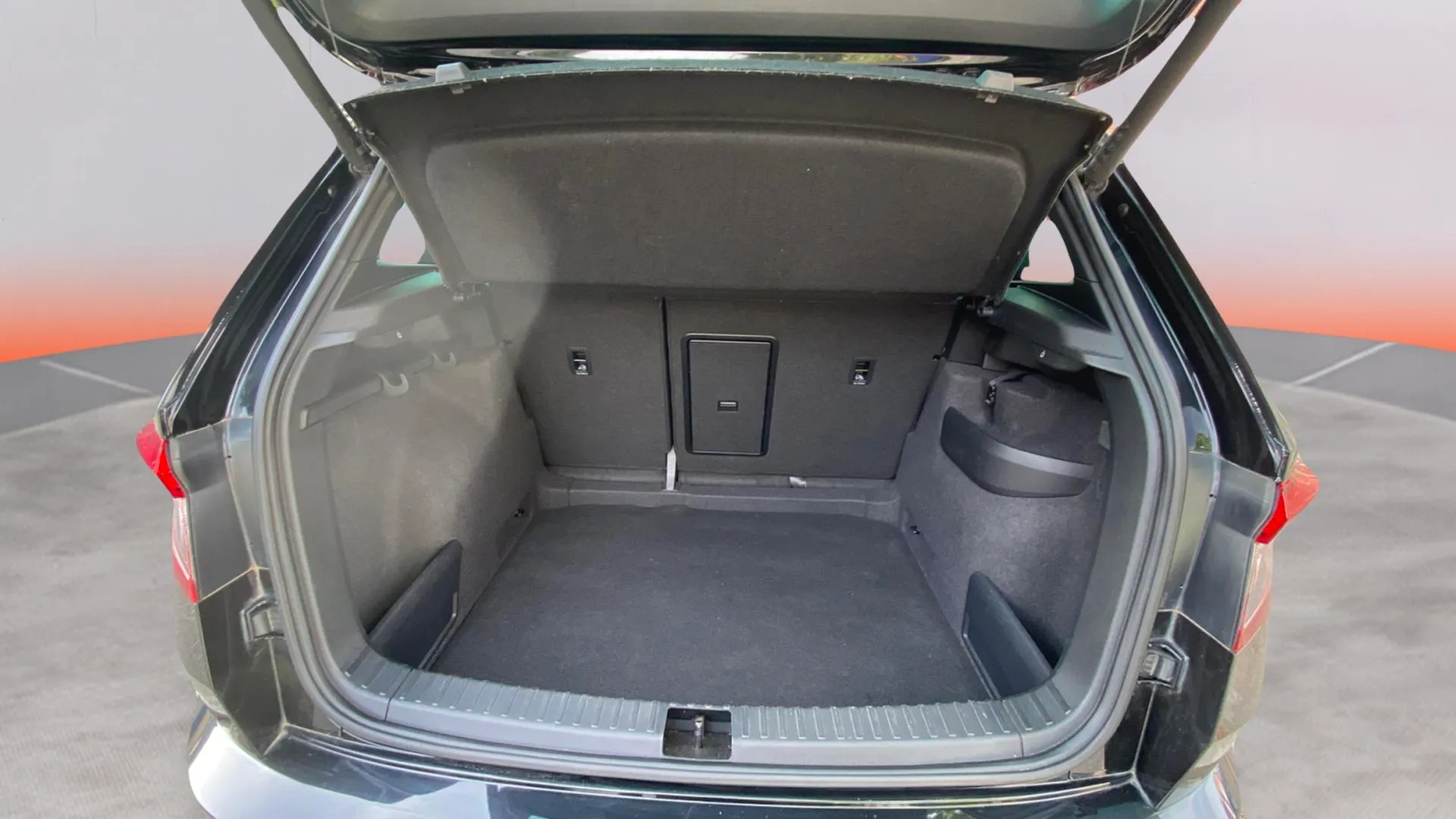 Škoda Karoq 1.5 TSI DSG ACT Sportline - foto 24