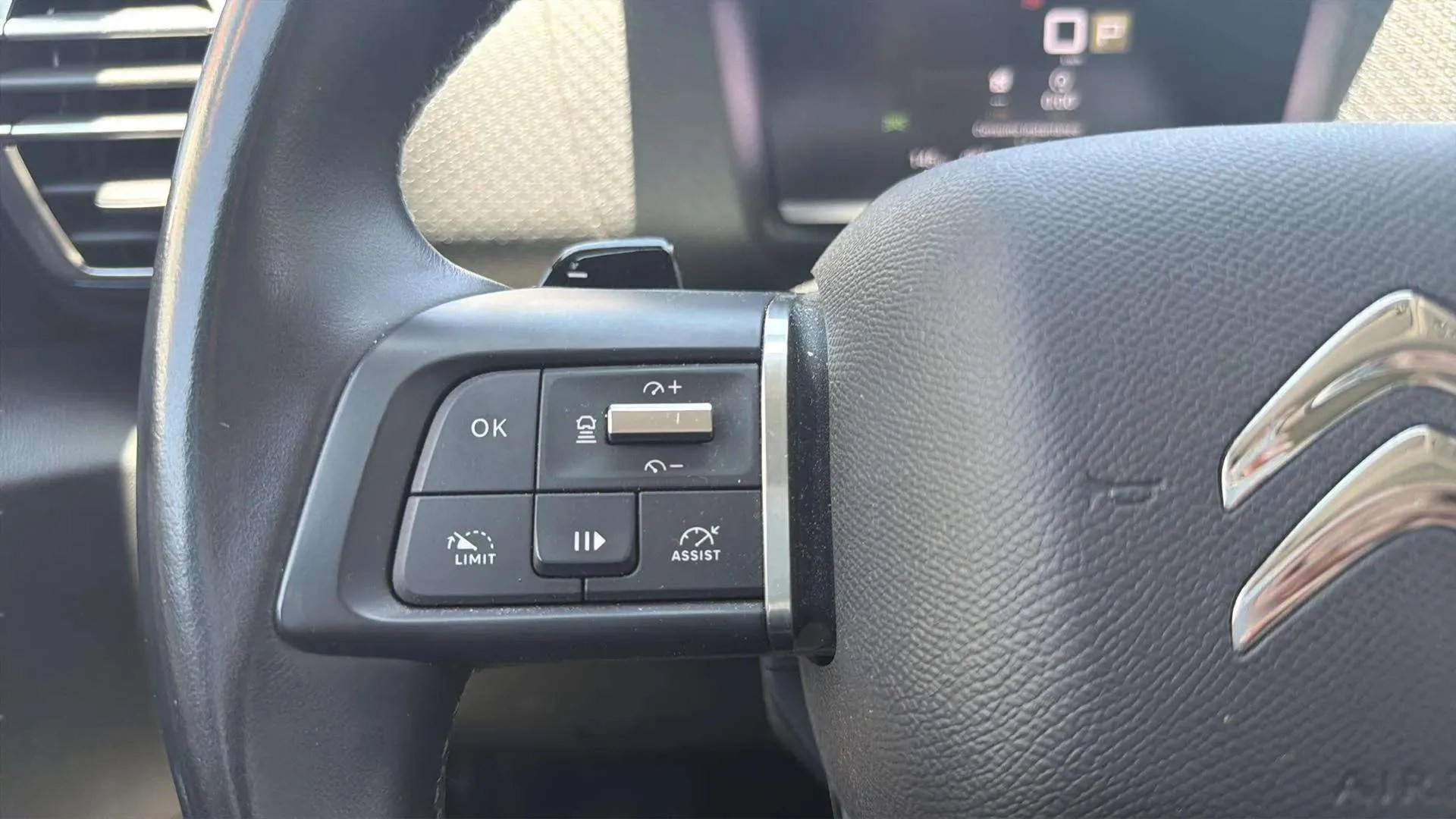 Citroën C4 X BlueHDi 130 EAT8 Max - foto 12