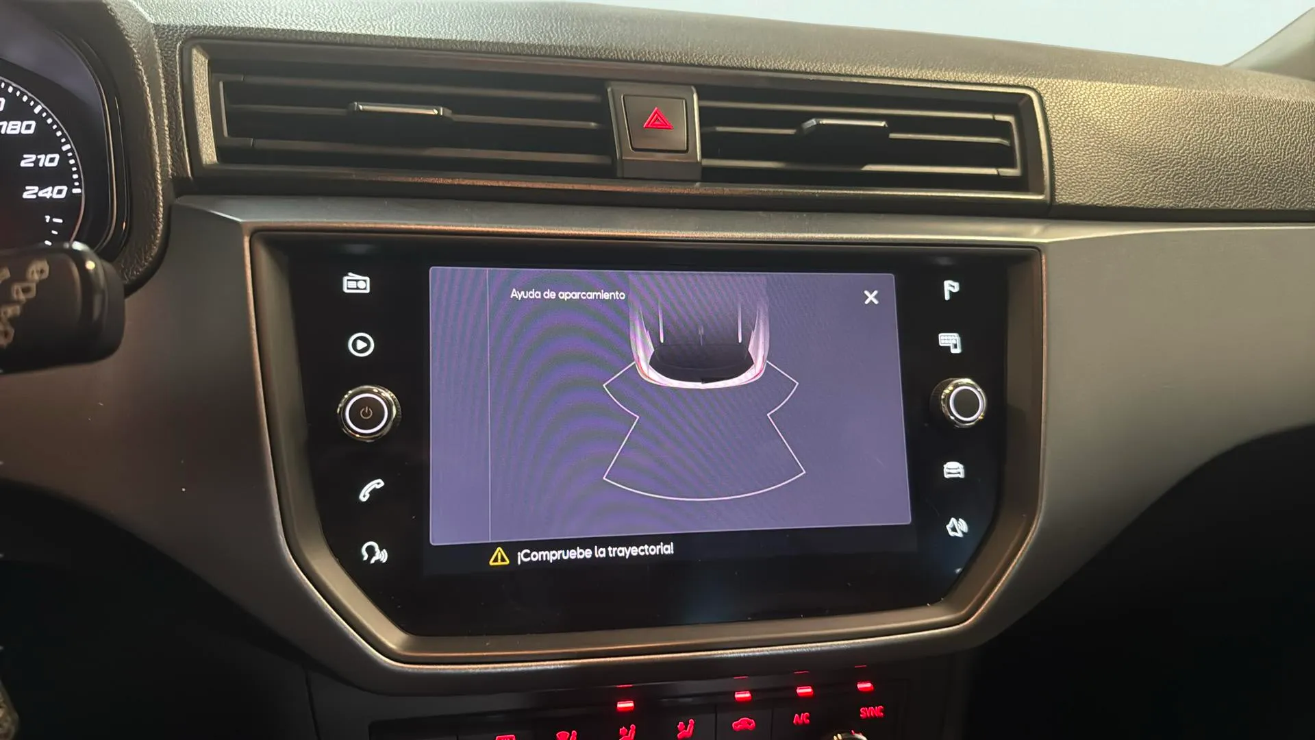 SEAT Arona 1.0 TSI Style - foto 11