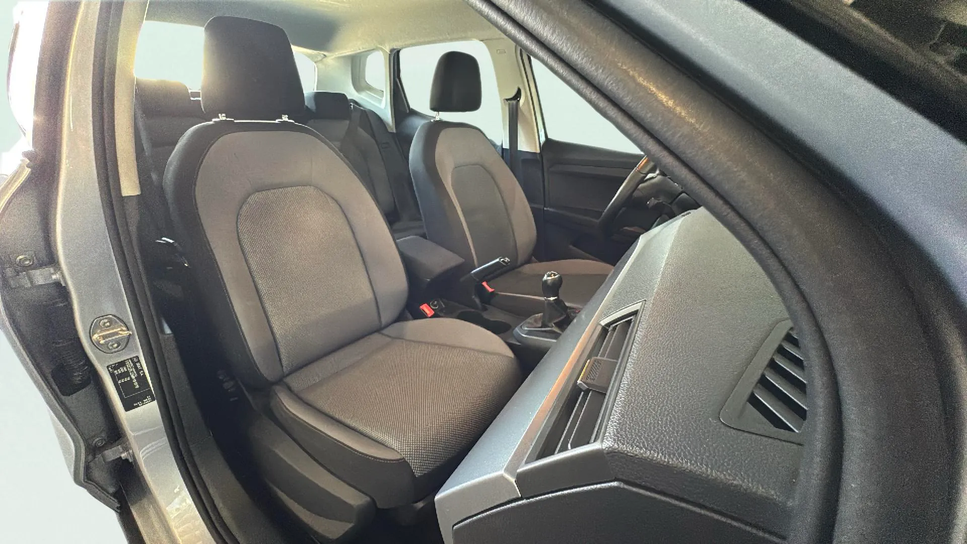 SEAT Arona 1.0 TSI Style - foto 12