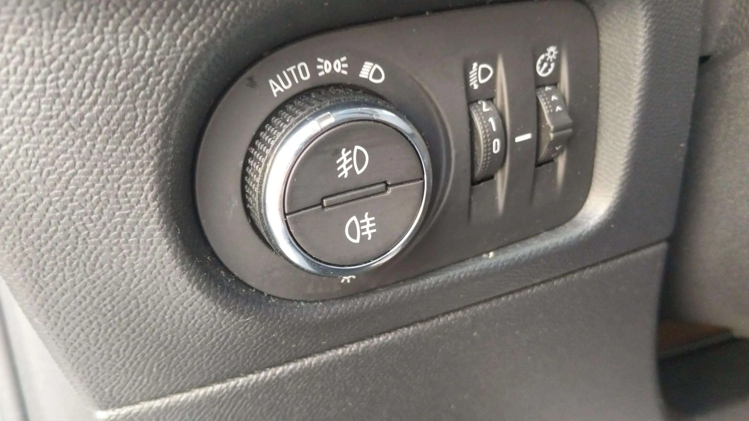 Opel Mokka 1.5 D Business Elegance - foto 19