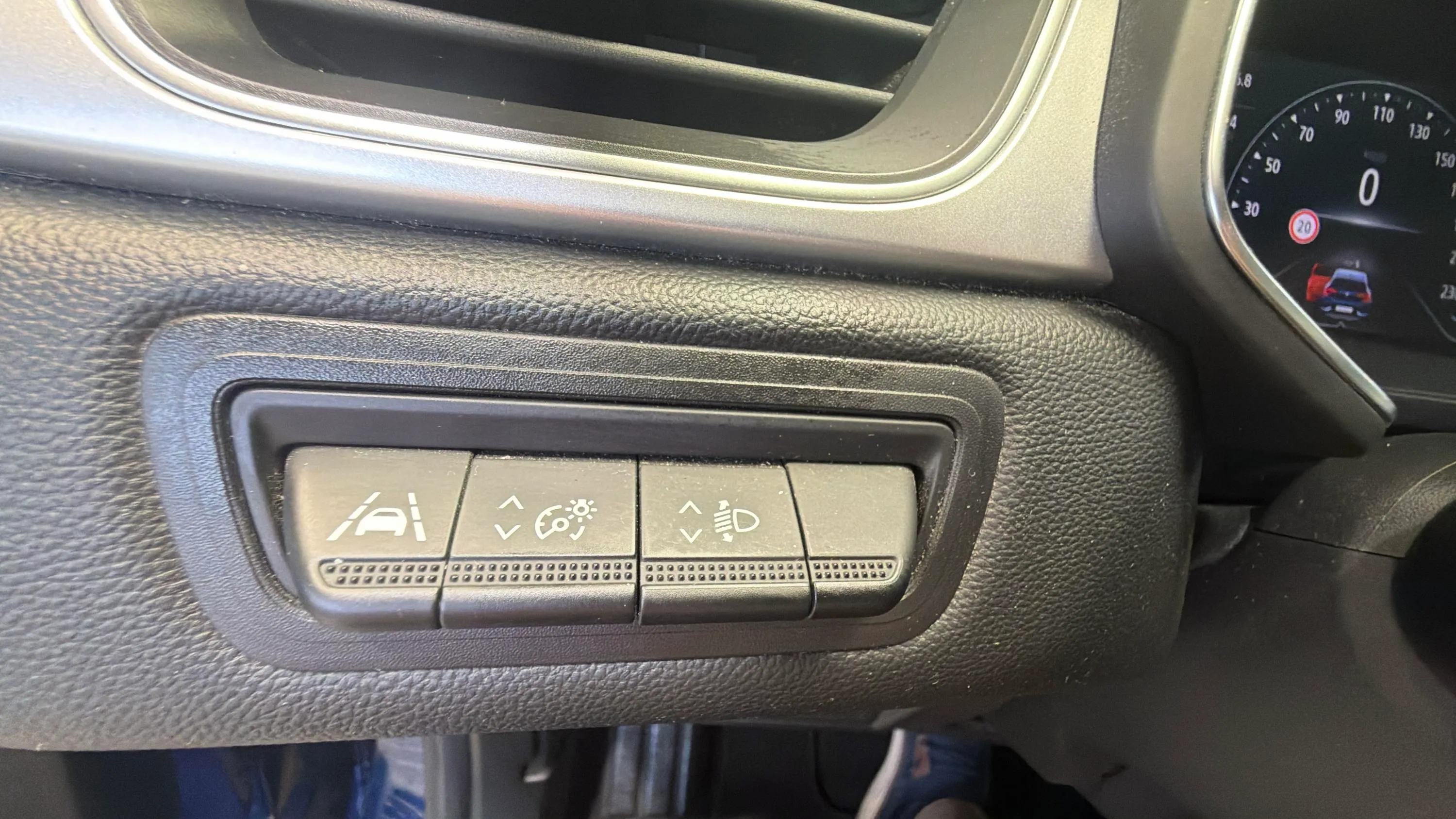Renault Captur Fast Track TCe GPF Micro Híbrido - foto 18