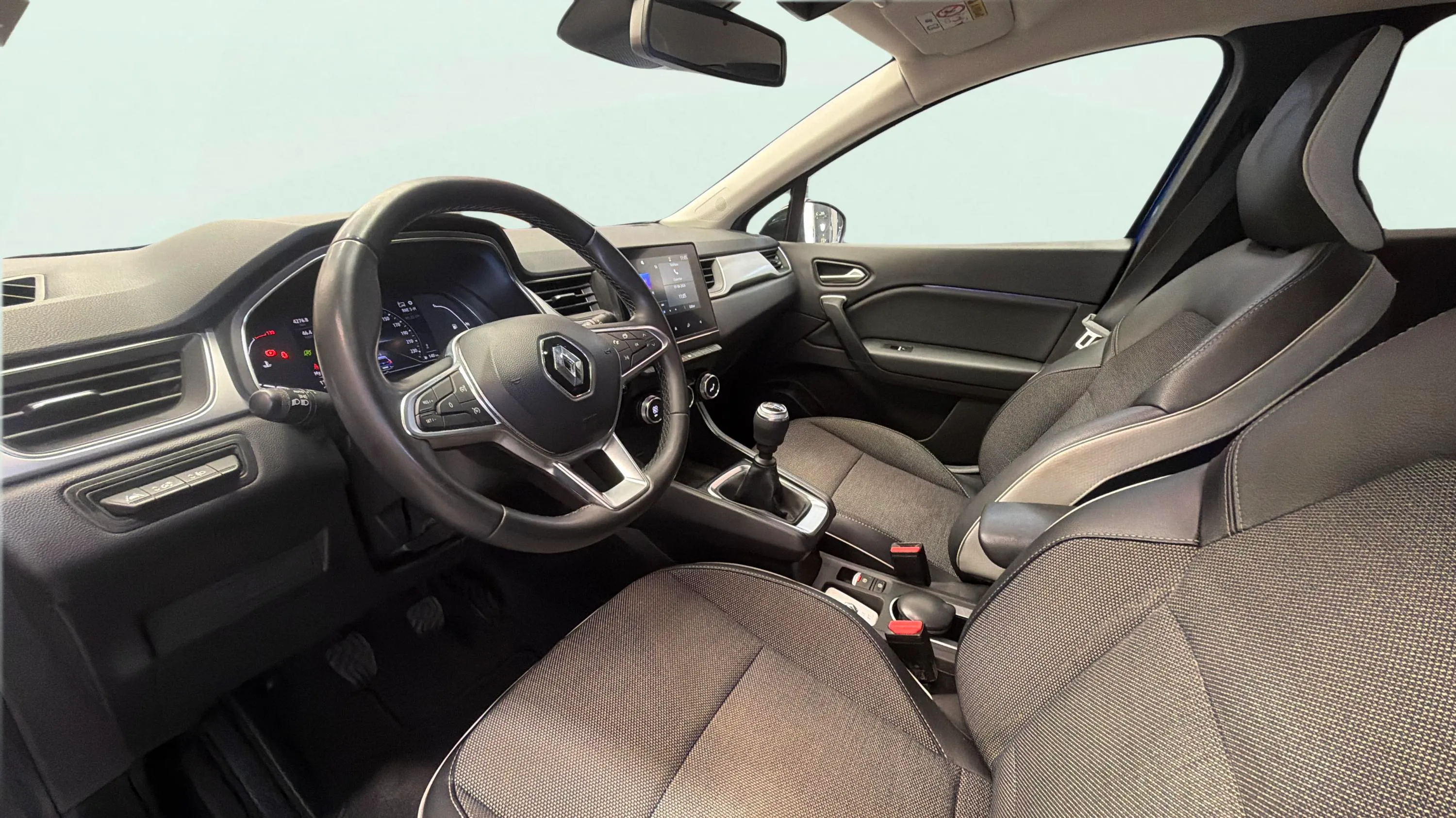Renault Captur Fast Track TCe GPF Micro Híbrido - foto 13
