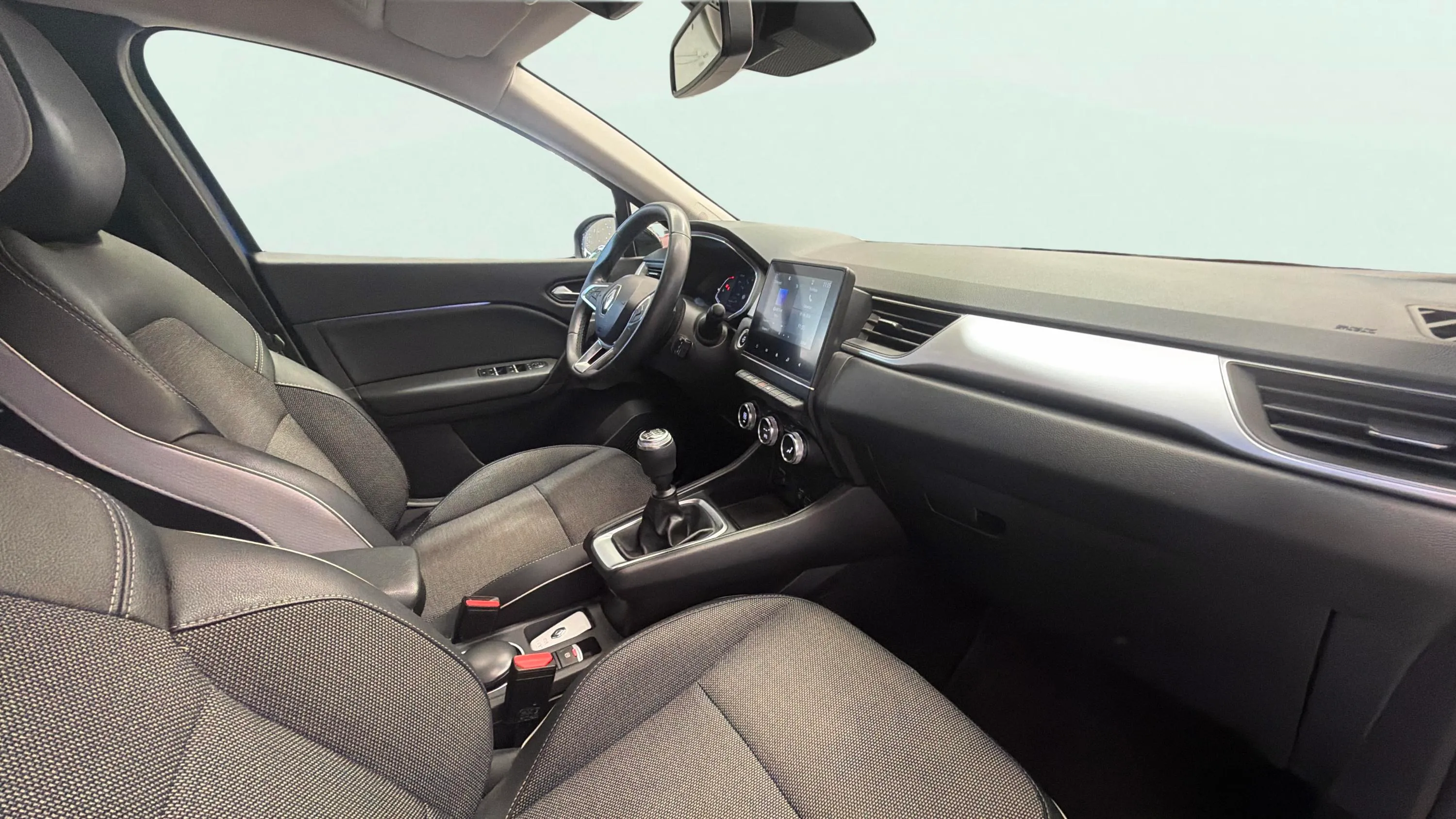 Renault Captur Fast Track TCe GPF Micro Híbrido - foto 14