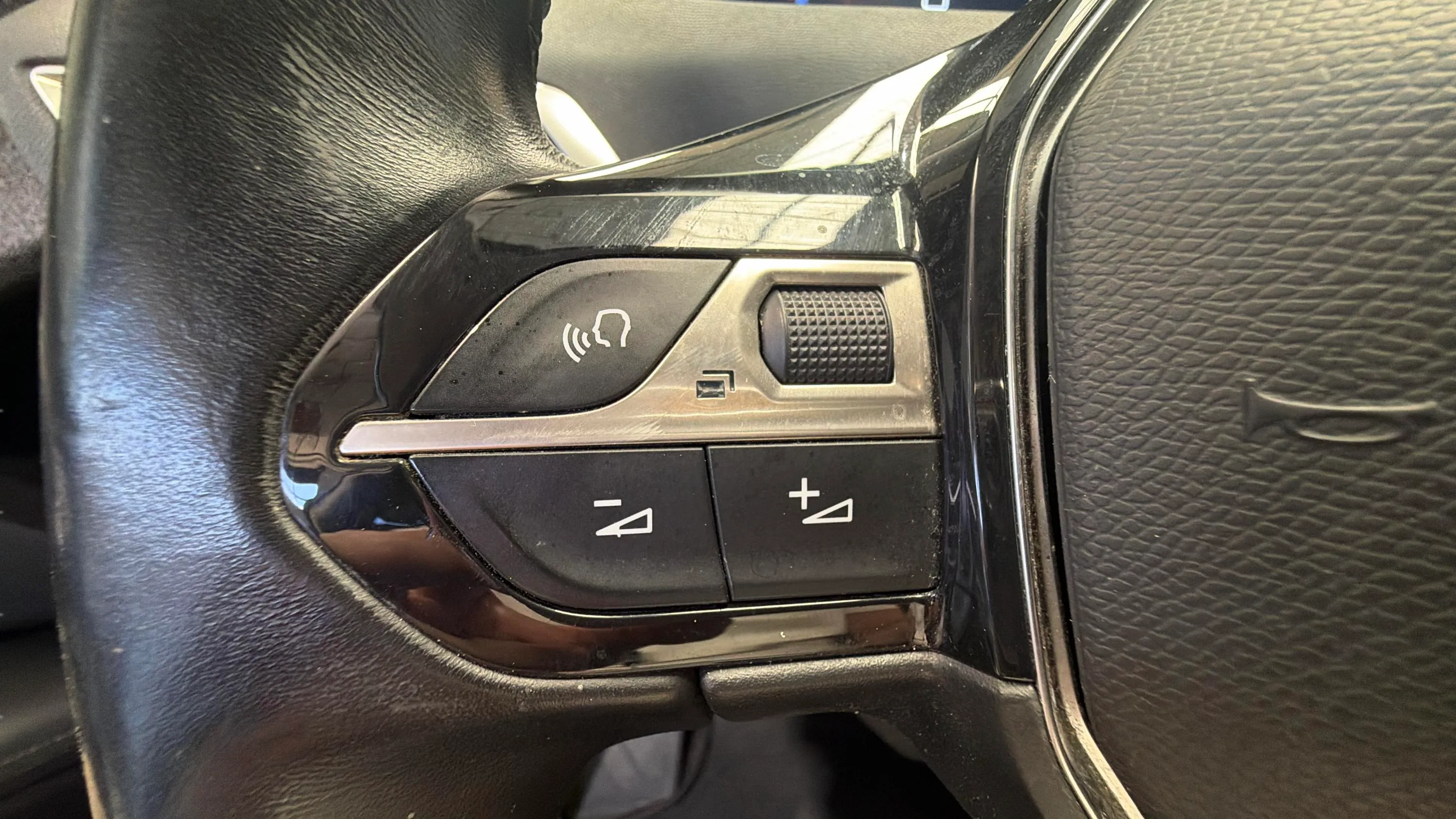 Peugeot 3008 1.2 PureTech Allure - foto 18